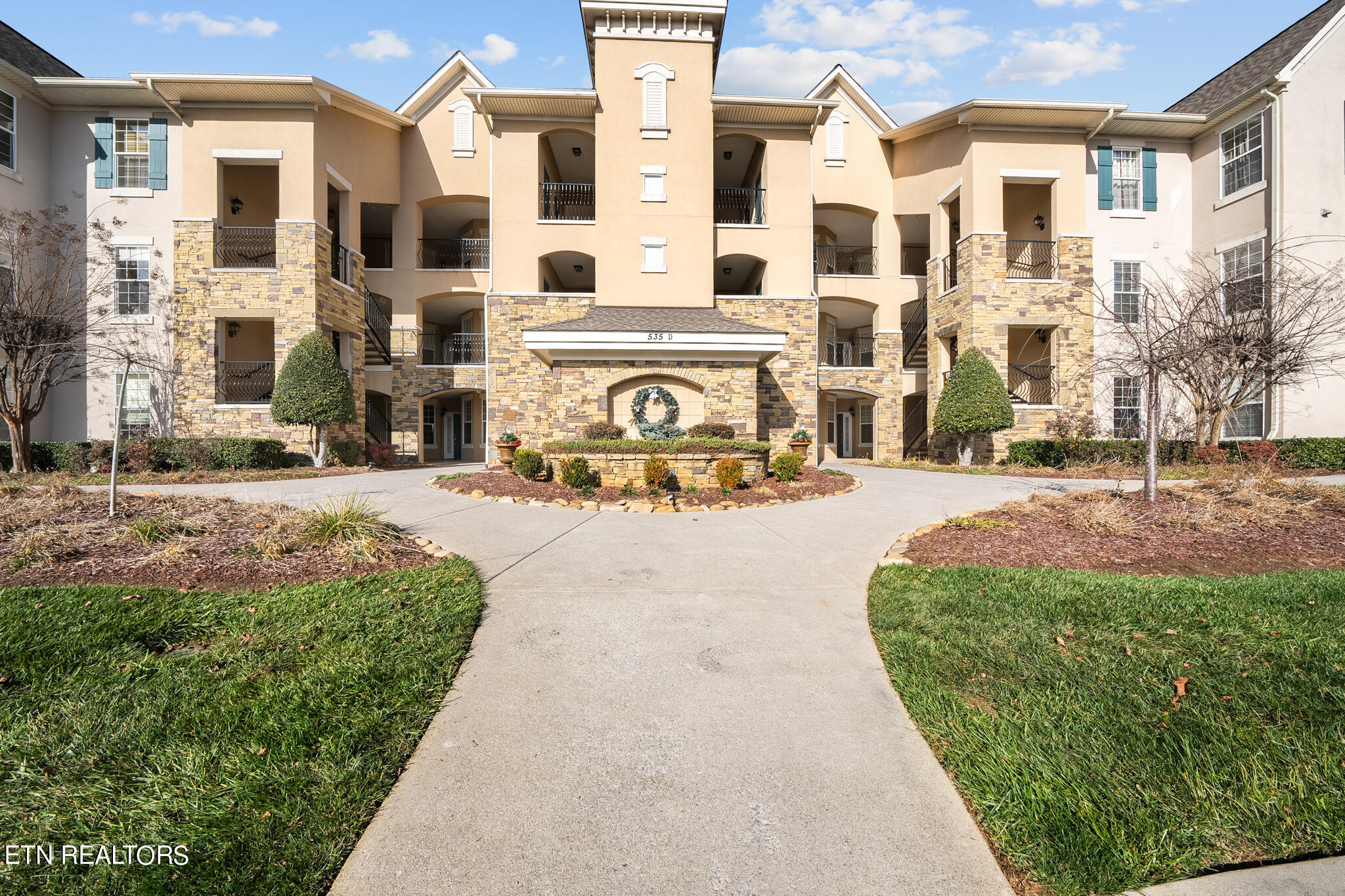 535 Rarity Bay Pkwy, 302 D