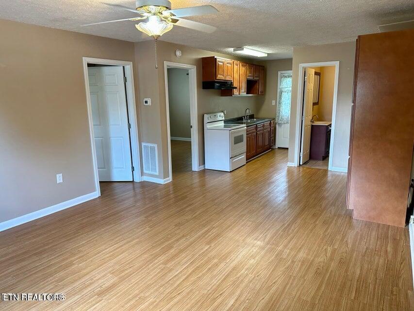 7005 Washington Pike