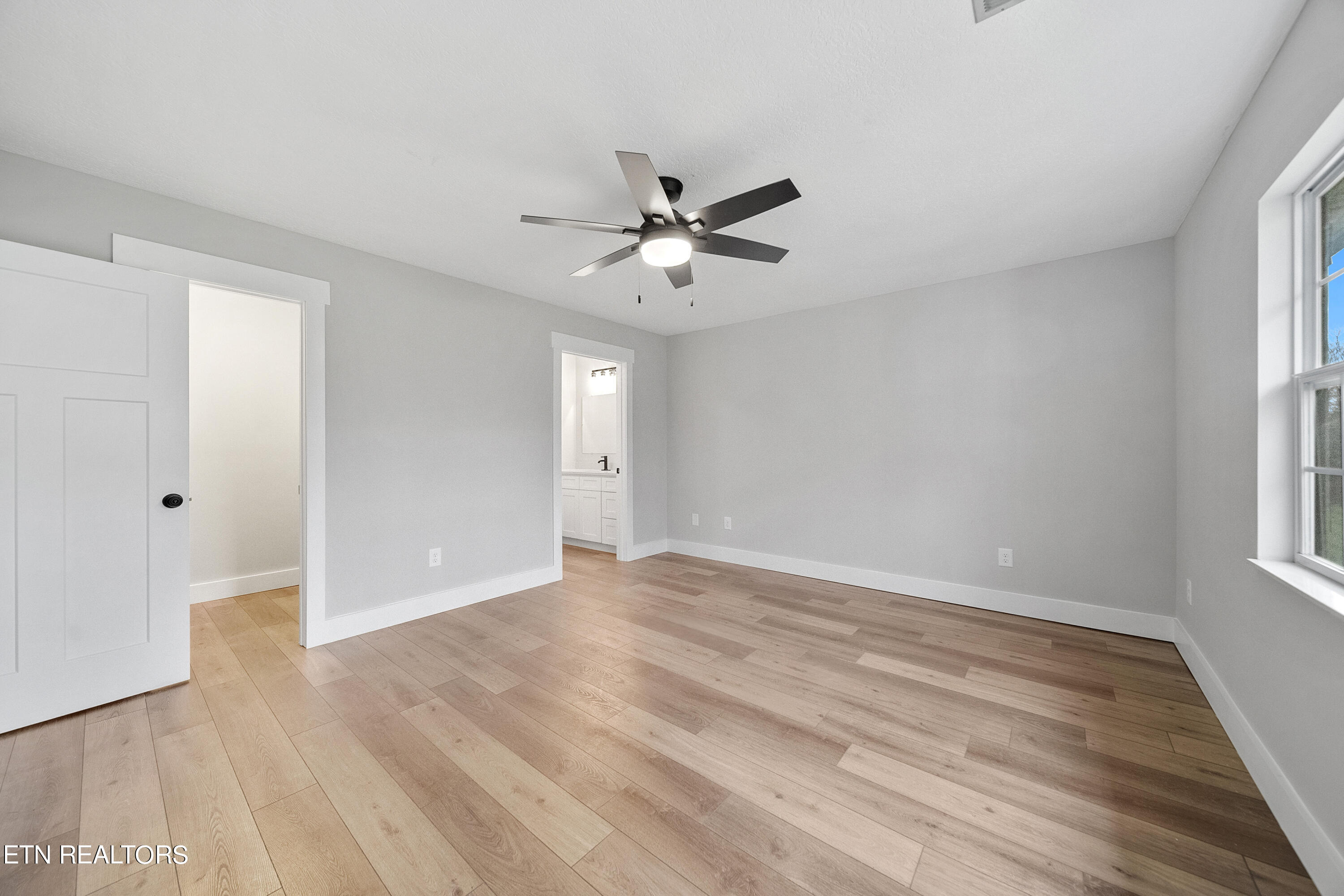 1355 Springview Circle