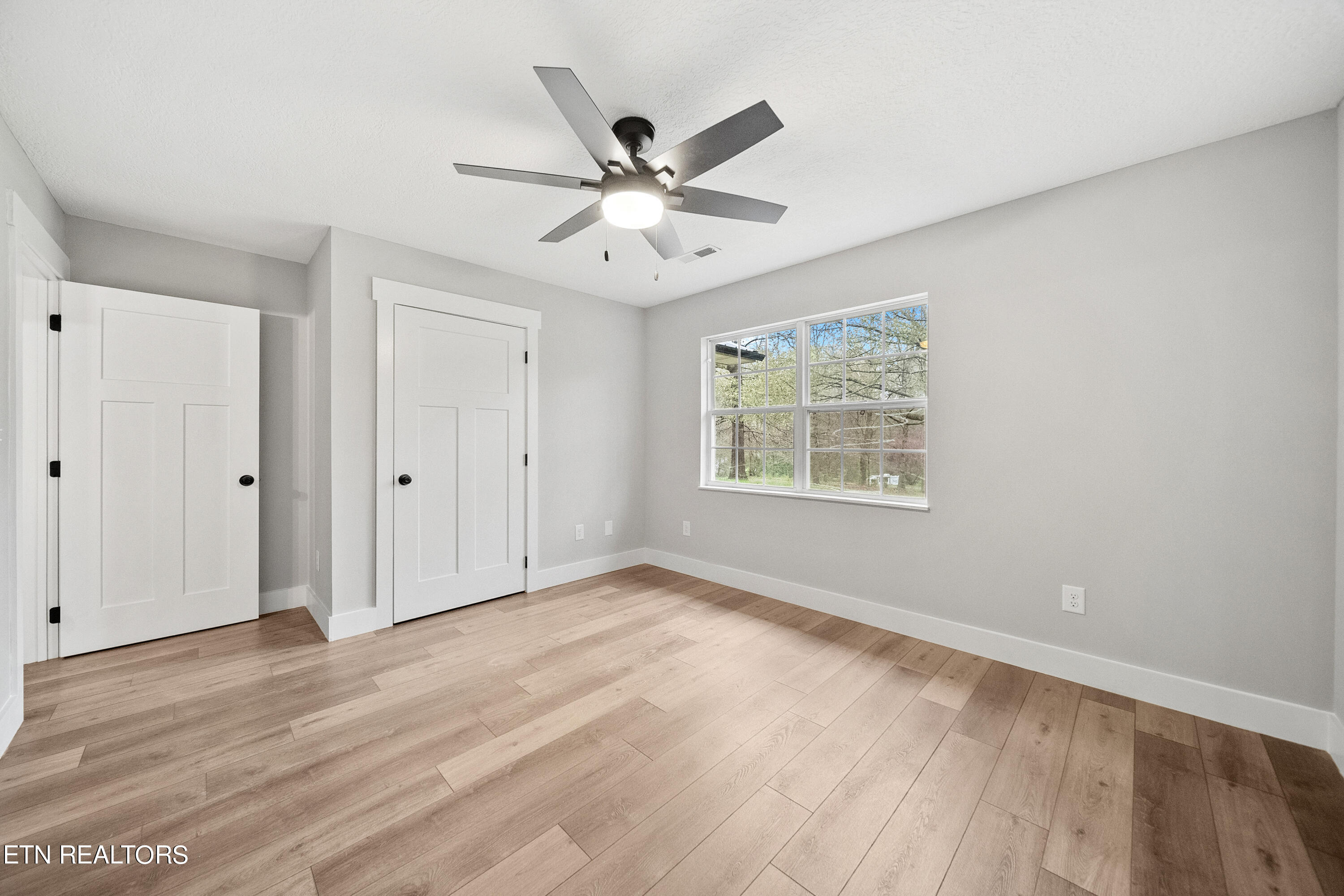 1355 Springview Circle