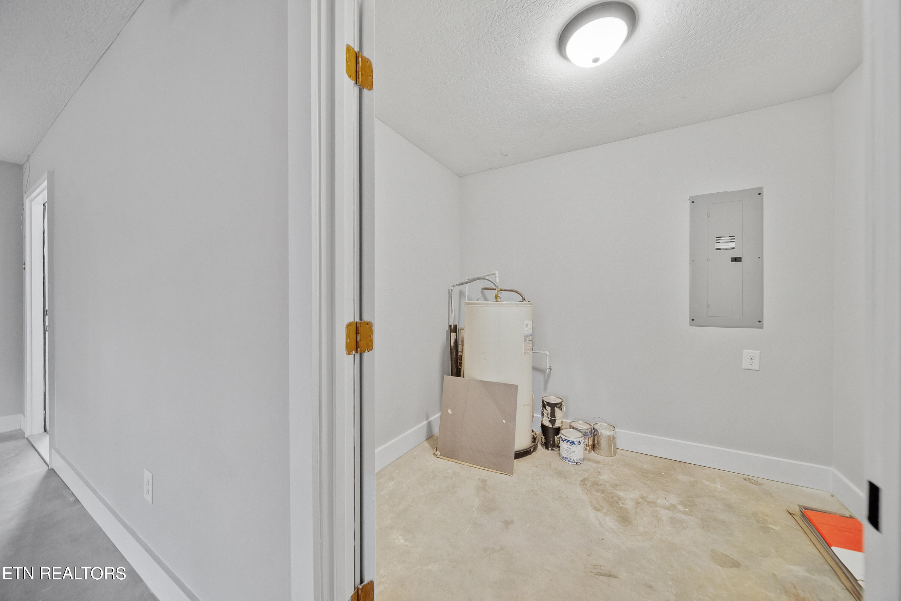 1355 Springview Circle