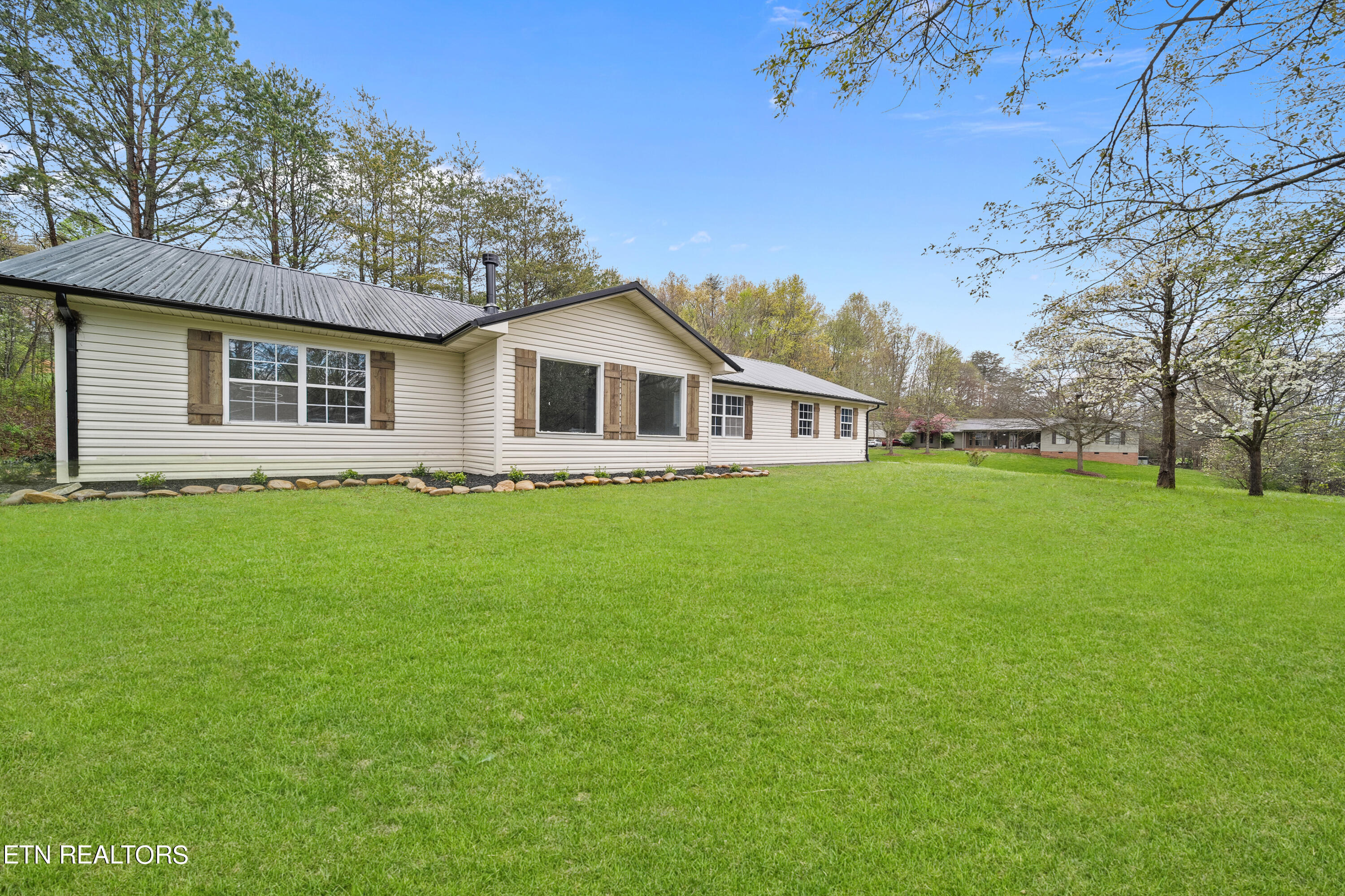 1355 Springview Circle