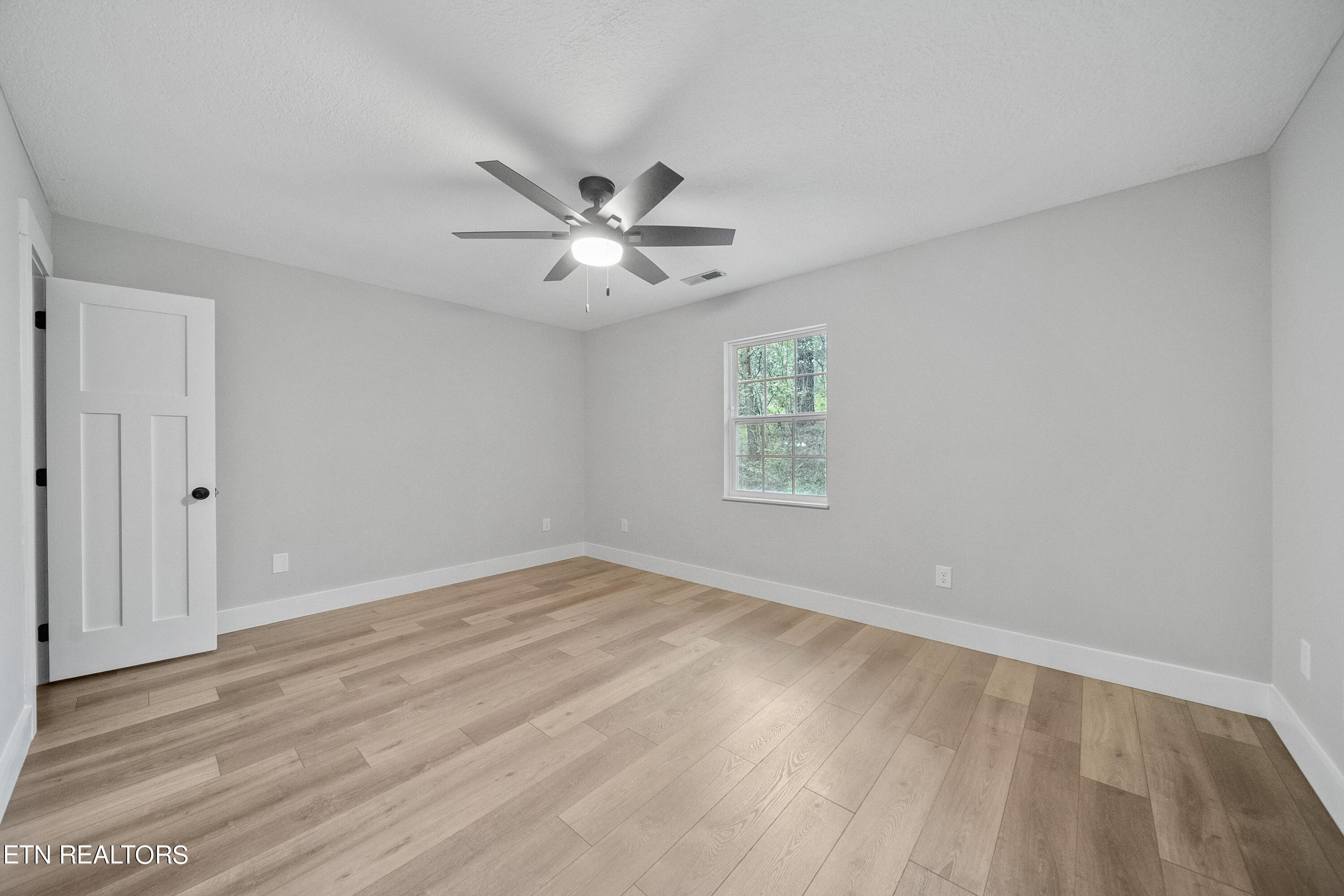 1355 Springview Circle