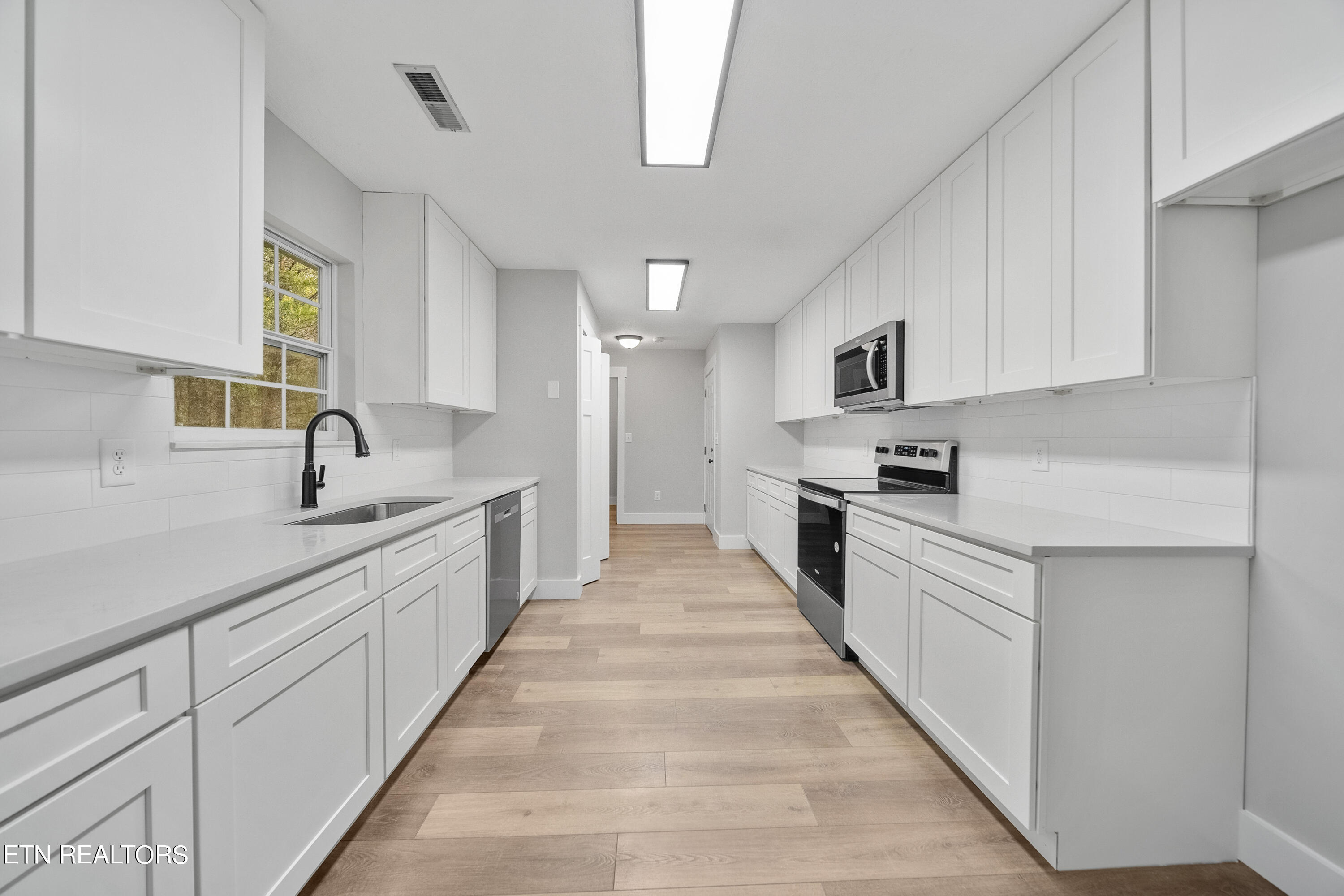 1355 Springview Circle