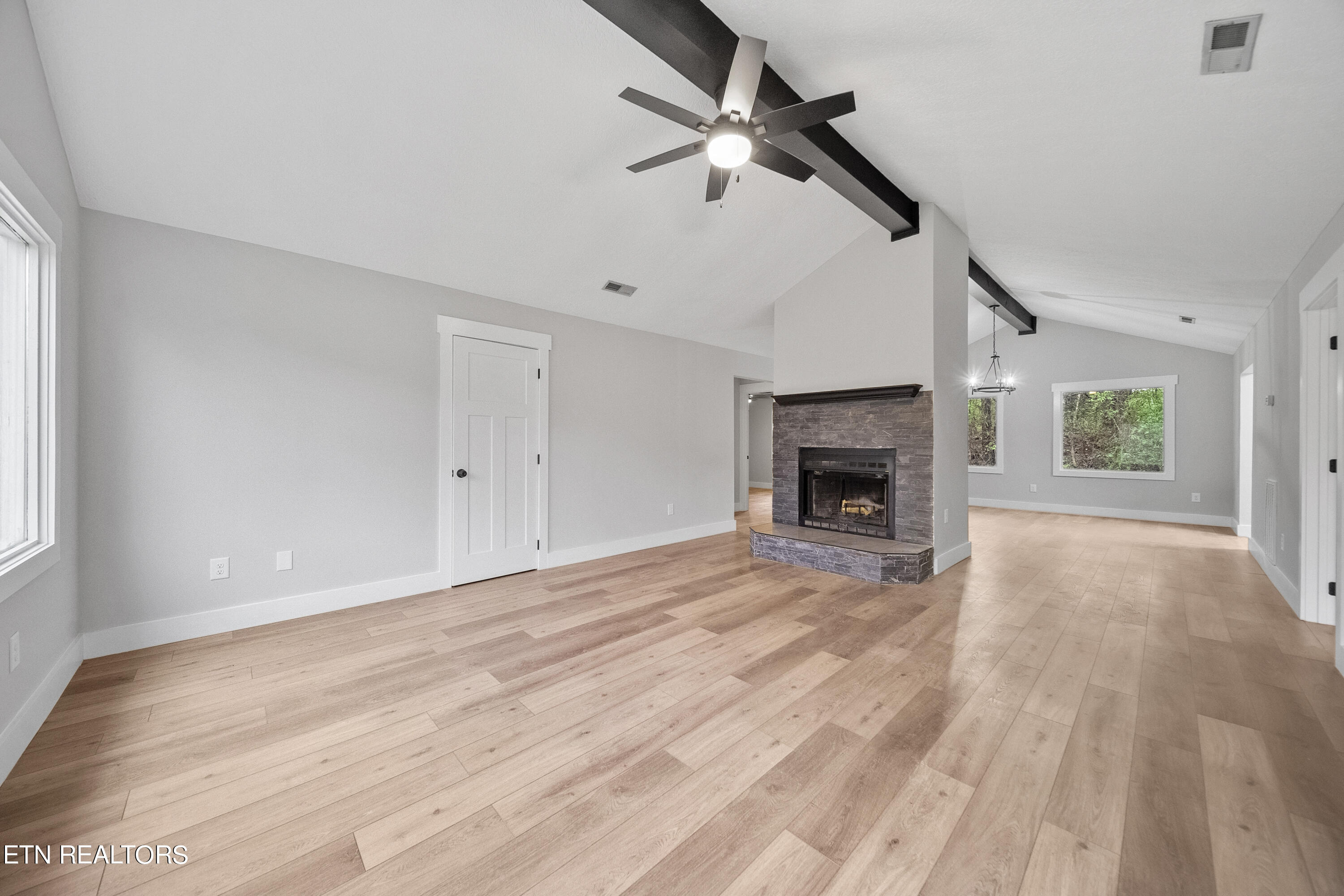 1355 Springview Circle