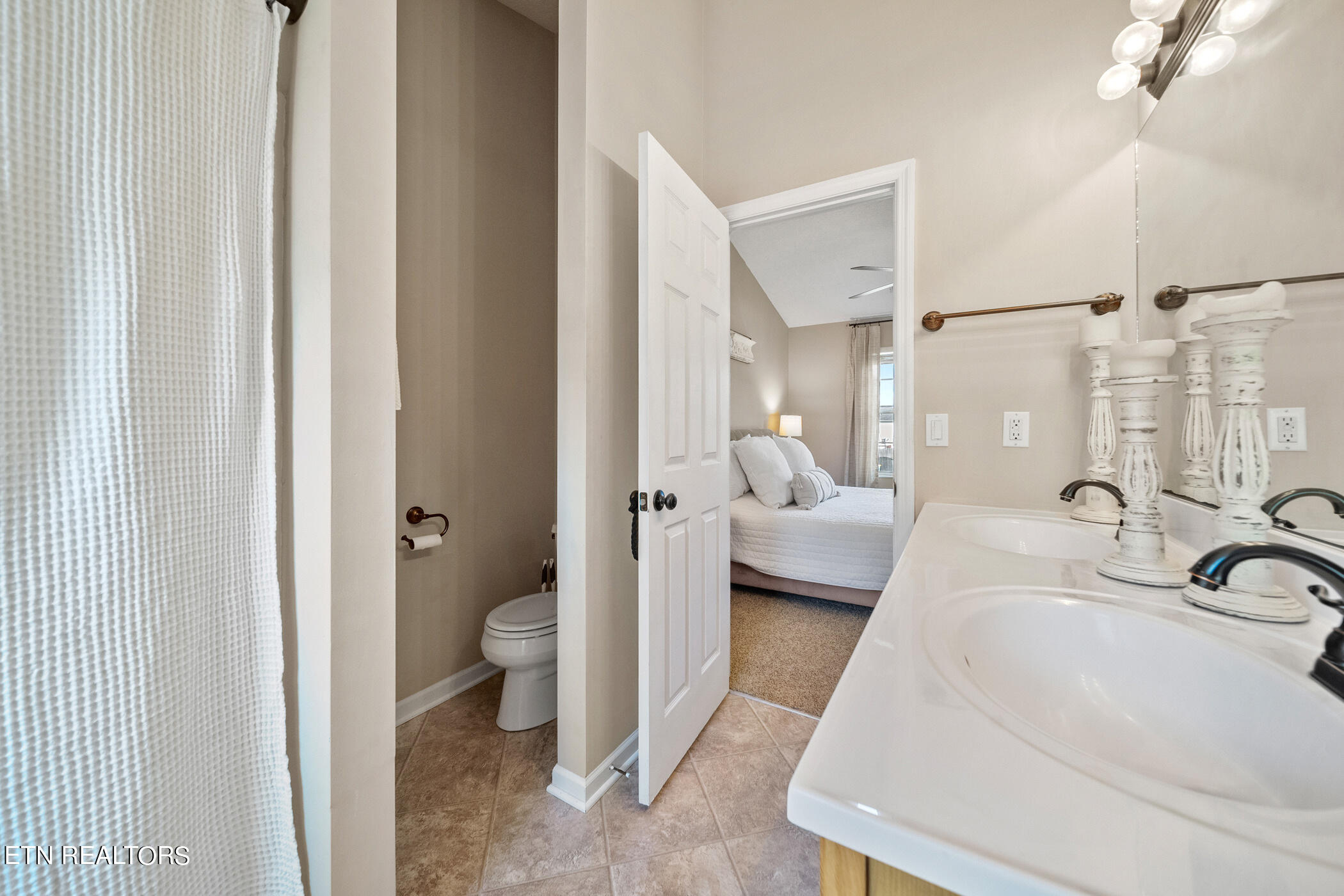 4510 Aylesbury Drive