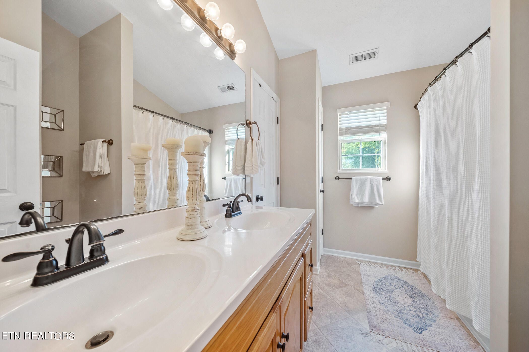 4510 Aylesbury Drive