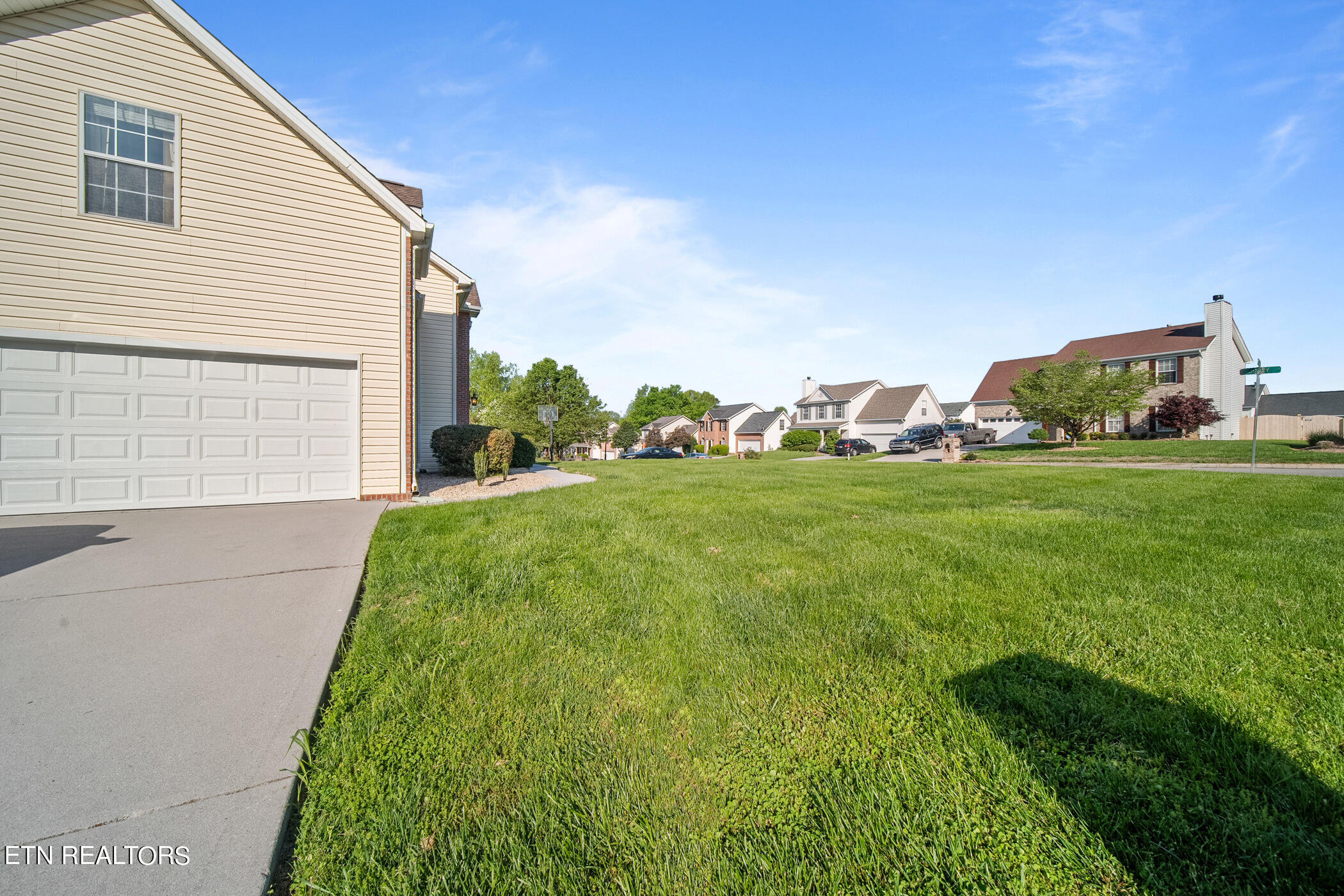 4510 Aylesbury Drive