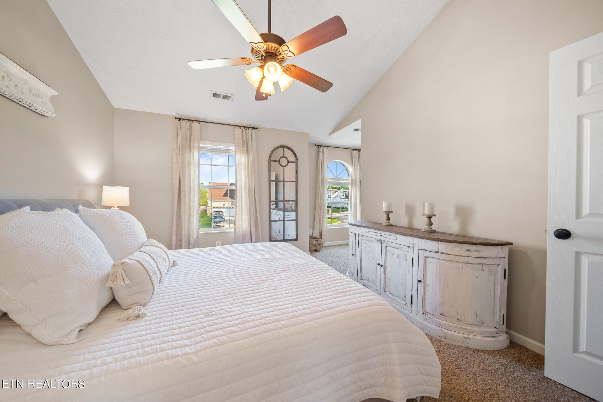 4510 Aylesbury Drive