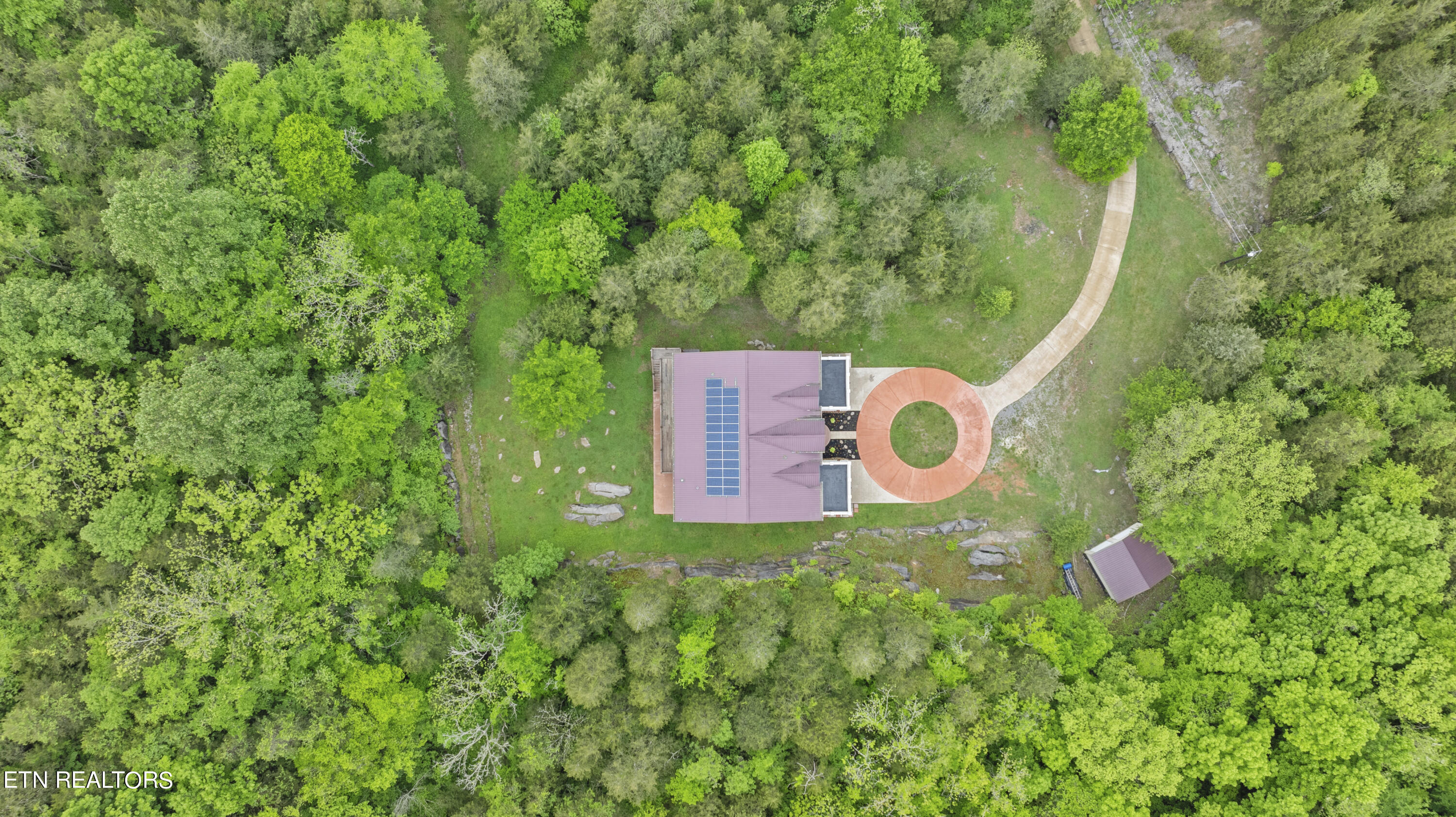 8424 Thorn Grove Pike