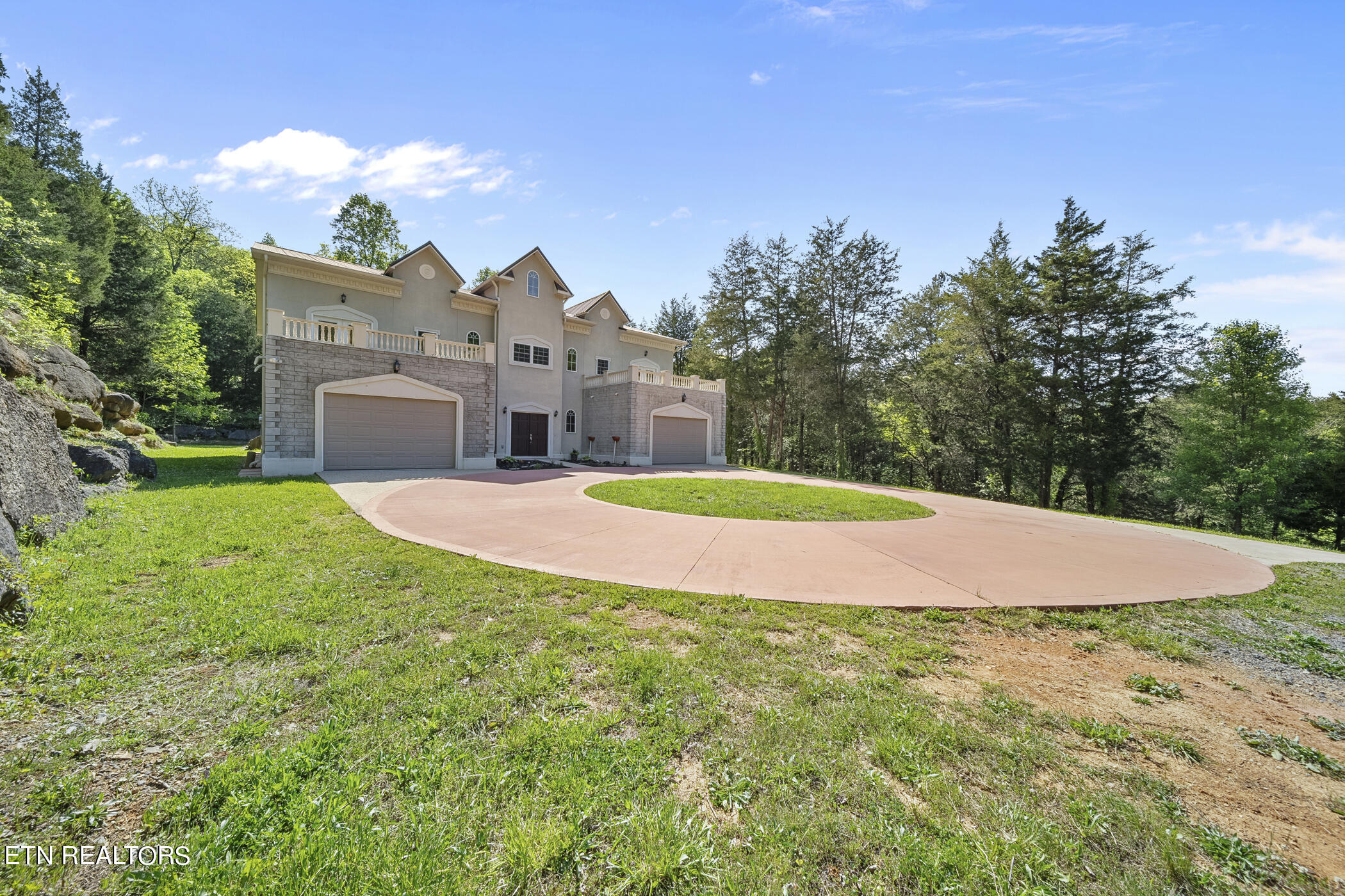 8424 Thorn Grove Pike