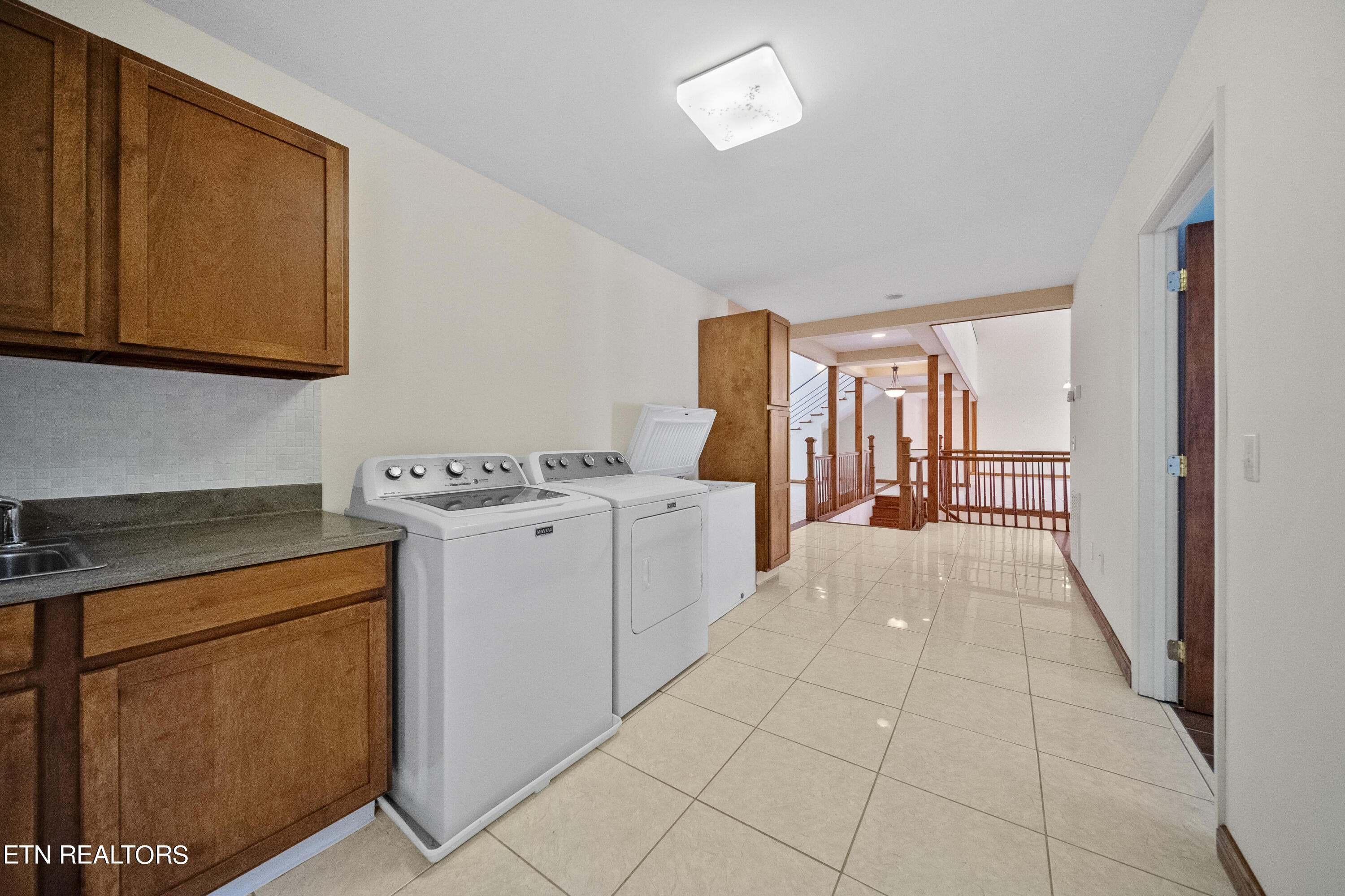 8424 Thorn Grove Pike