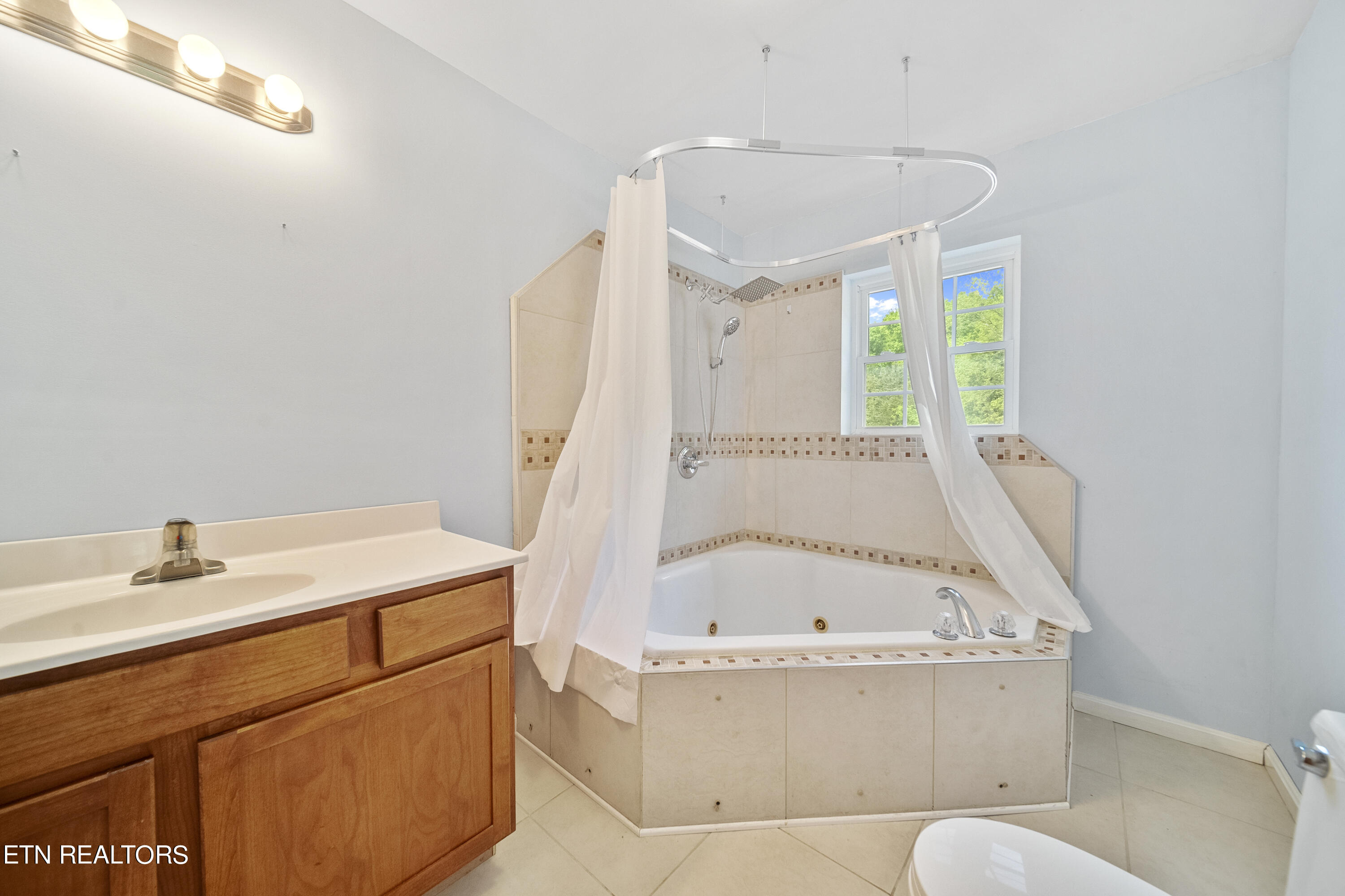 8424 Thorn Grove Pike