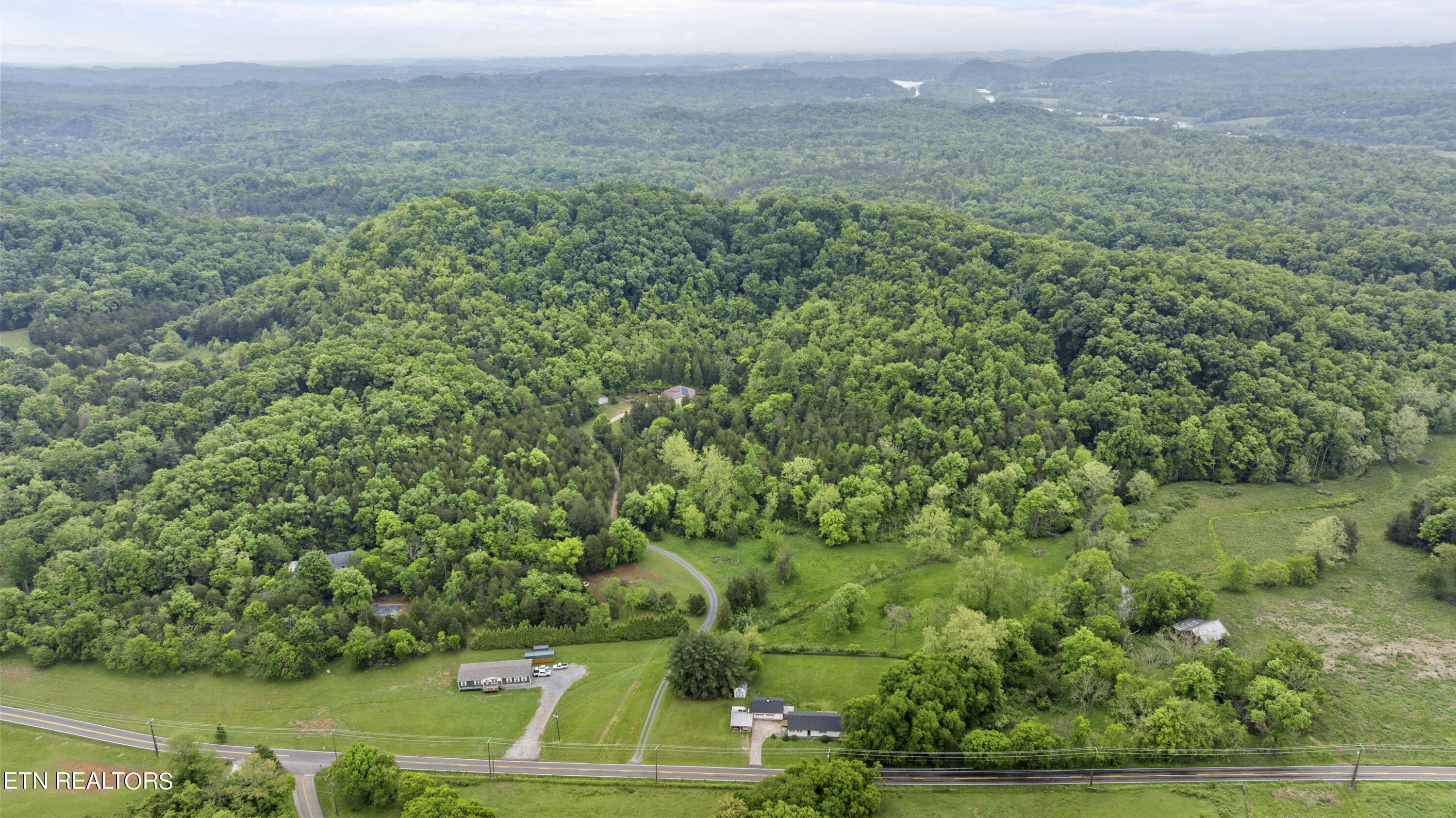 8424 Thorn Grove Pike