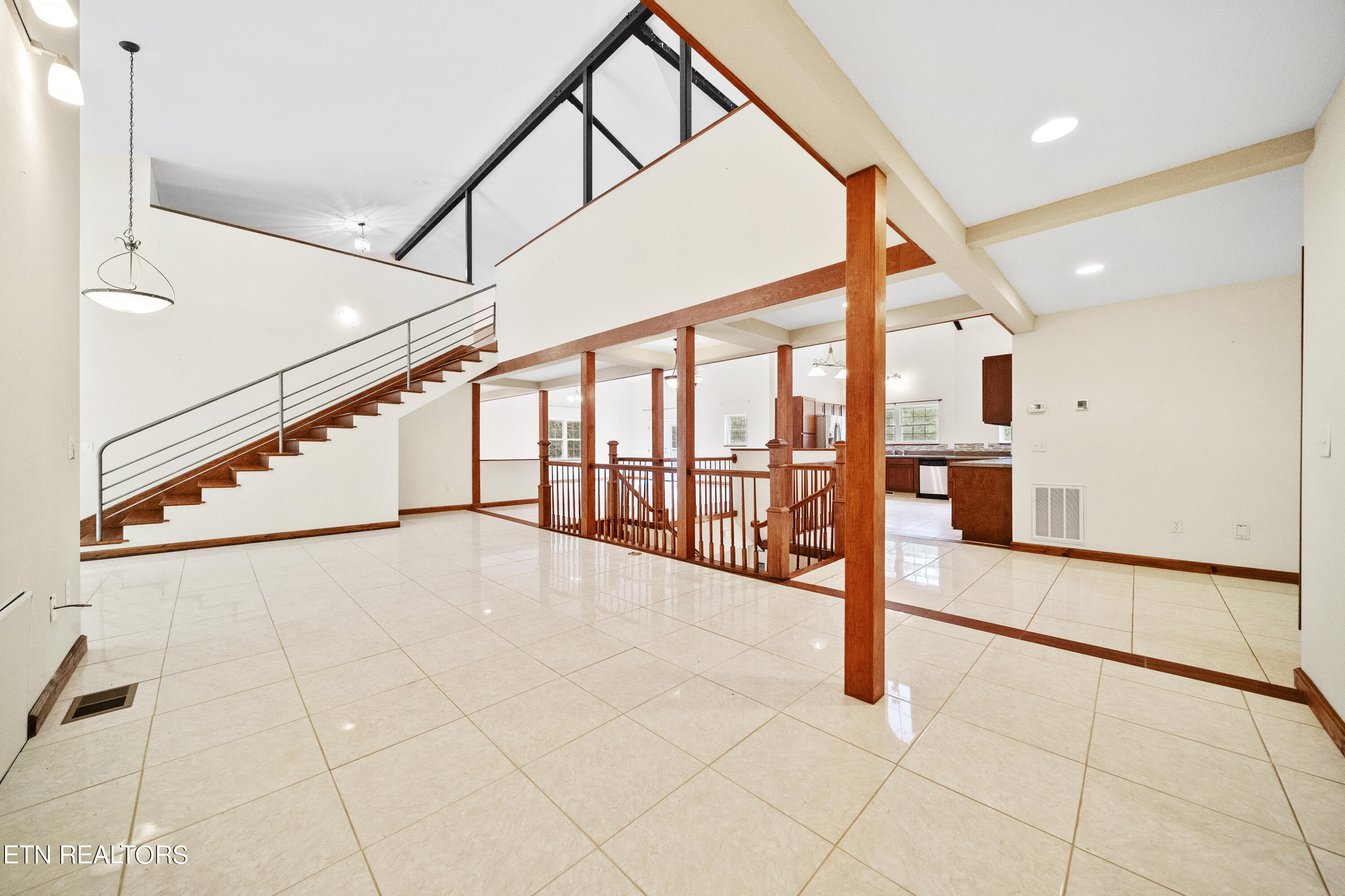 8424 Thorn Grove Pike