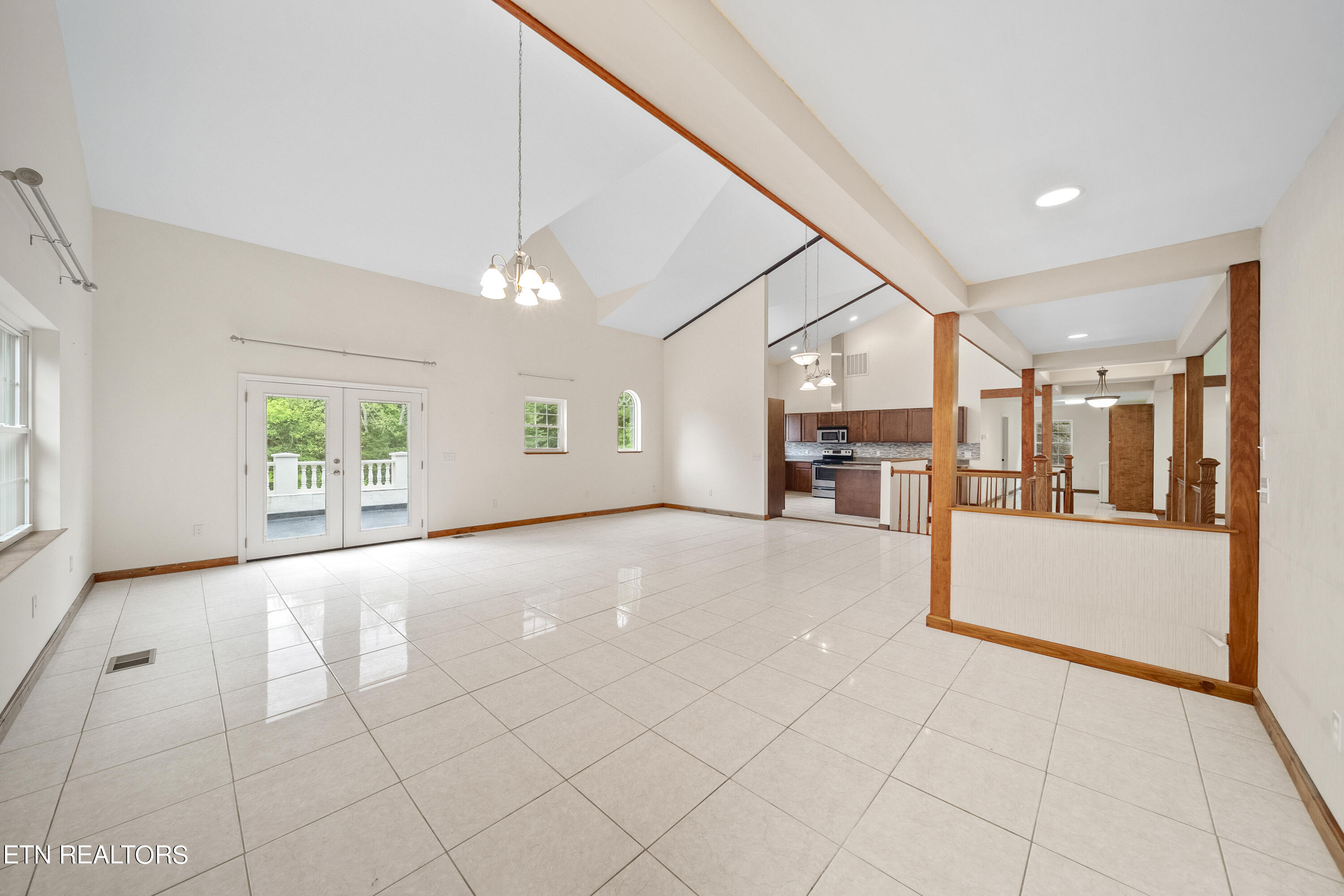 8424 Thorn Grove Pike