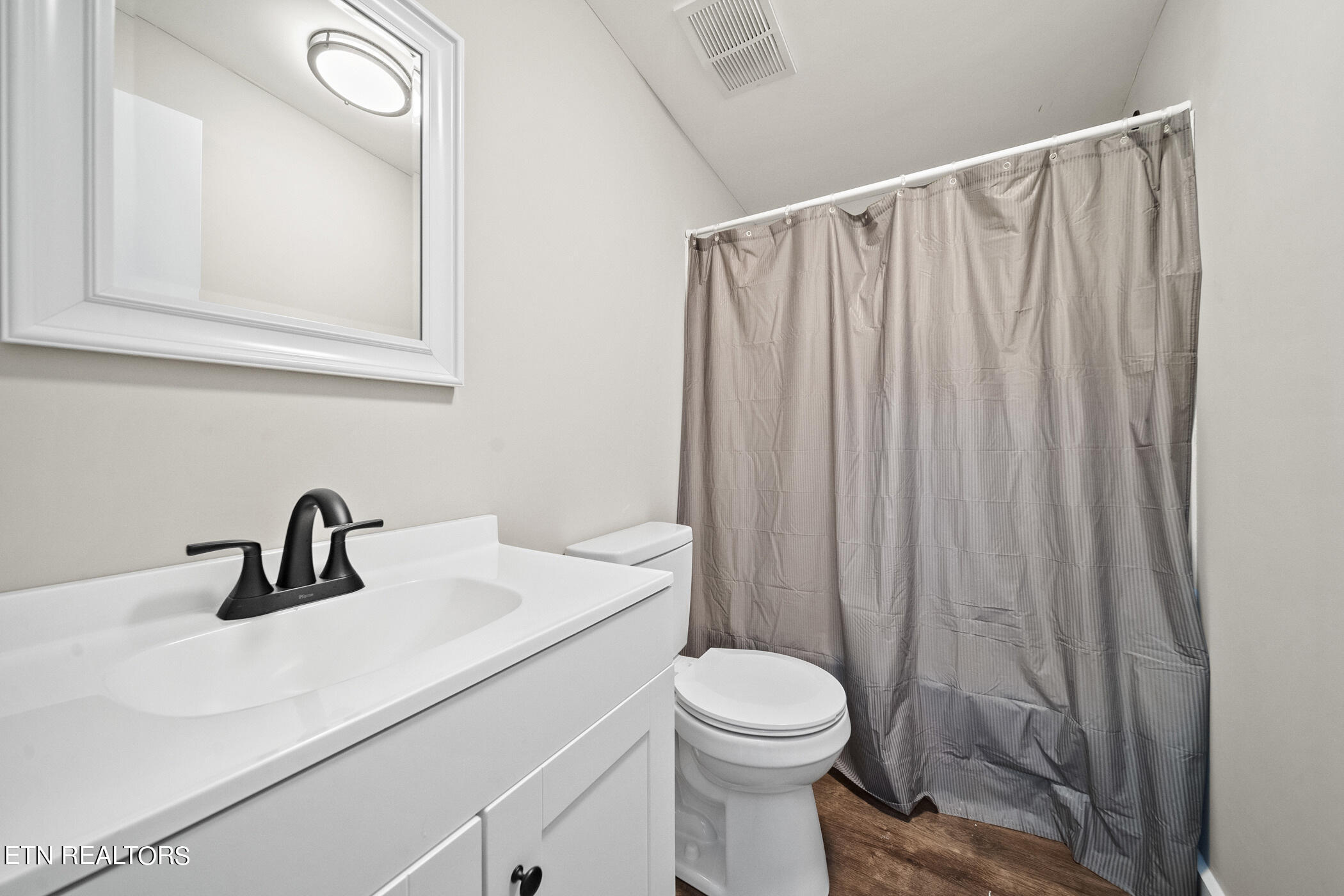 654 Richard Browning Way