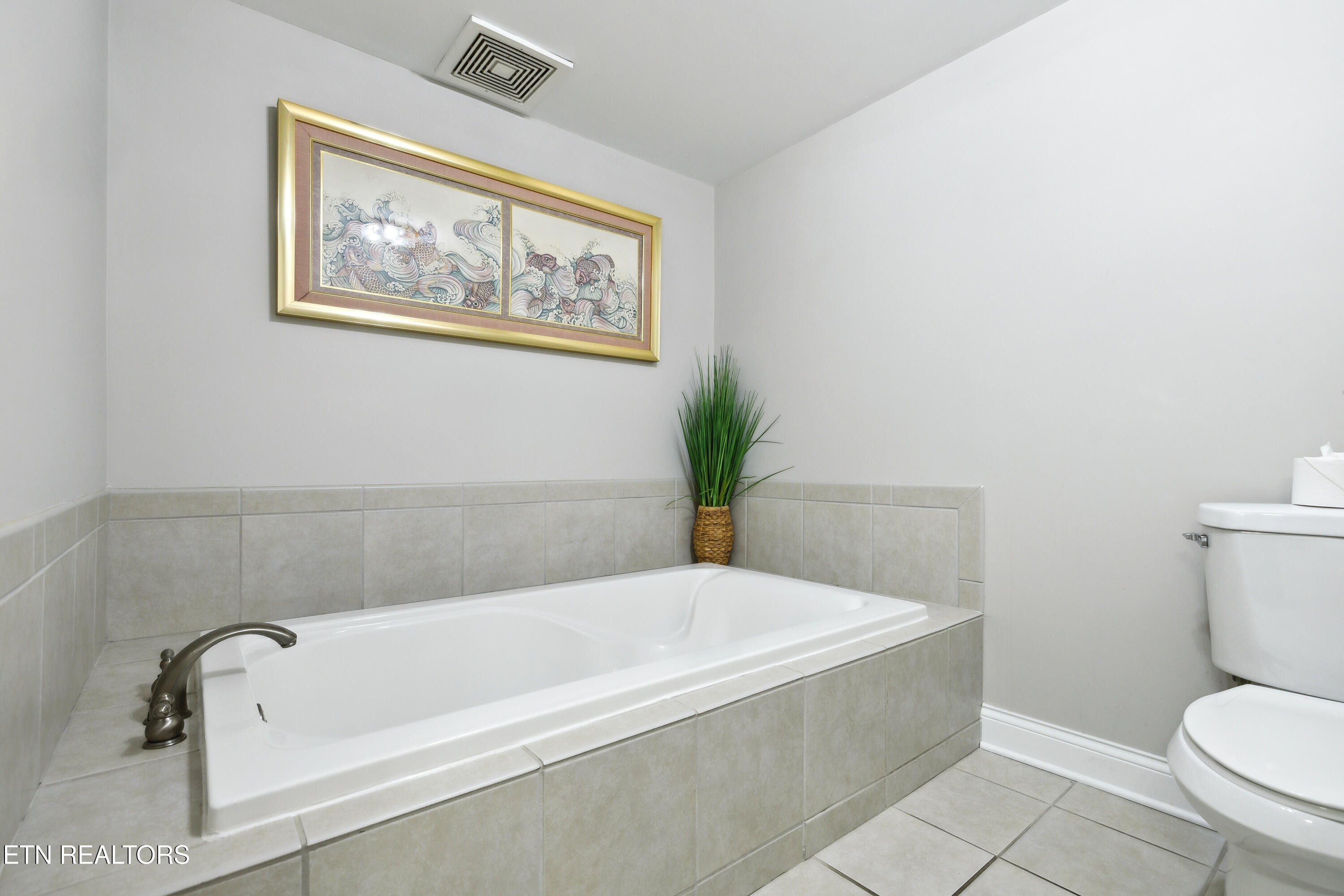 3001 River Towne Way, 304