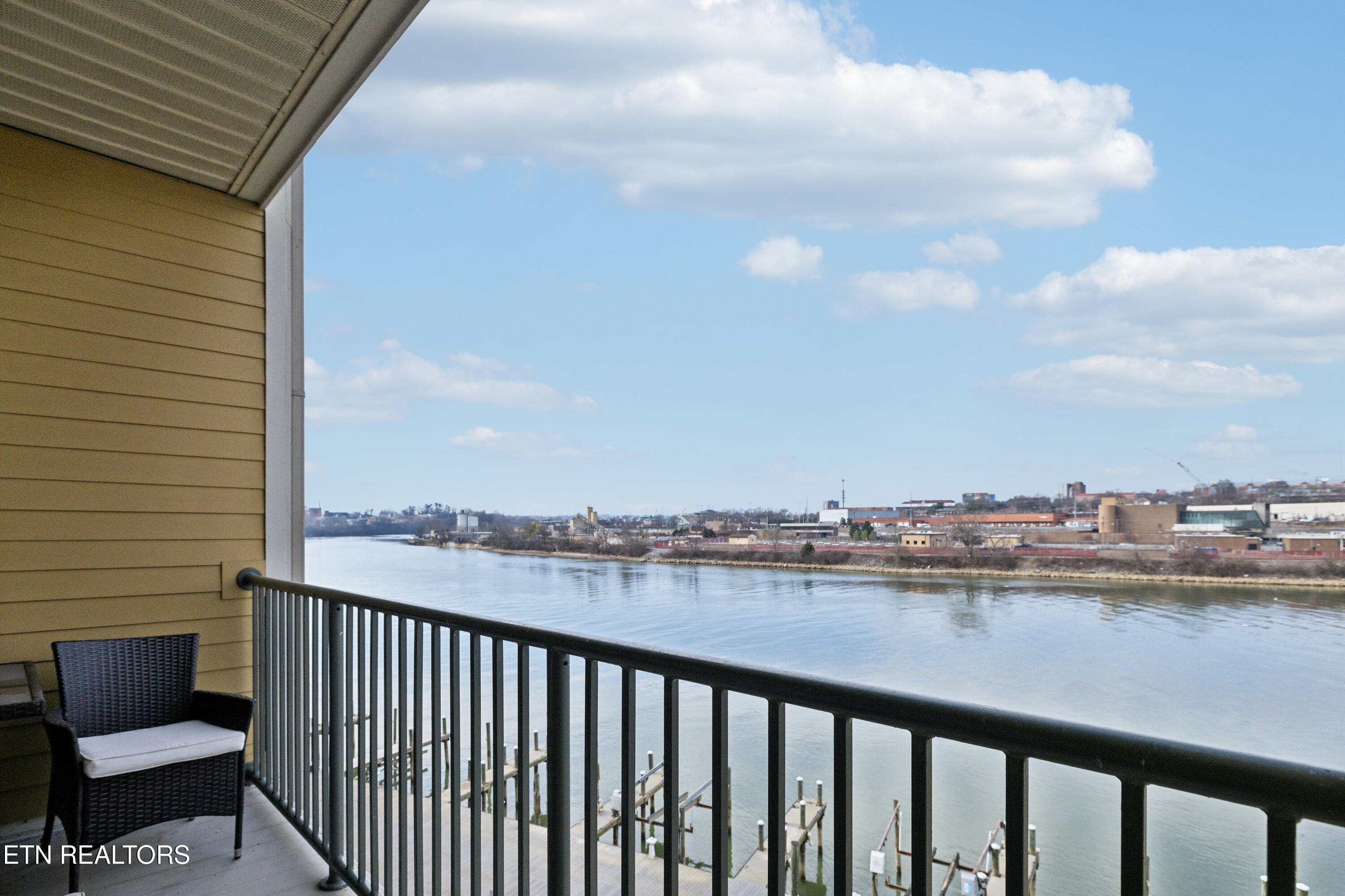 3001 River Towne Way, 304