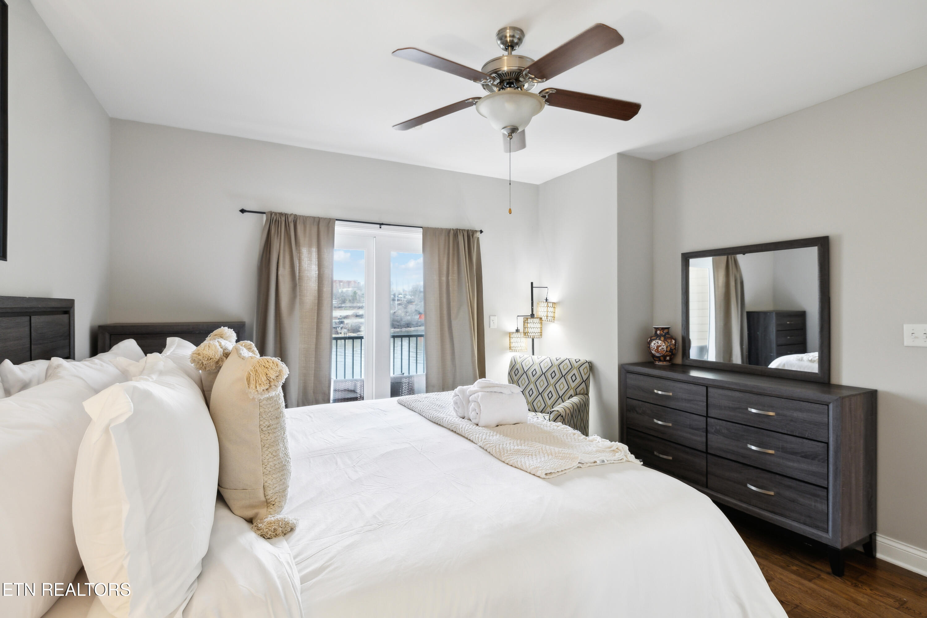 3001 River Towne Way, 304
