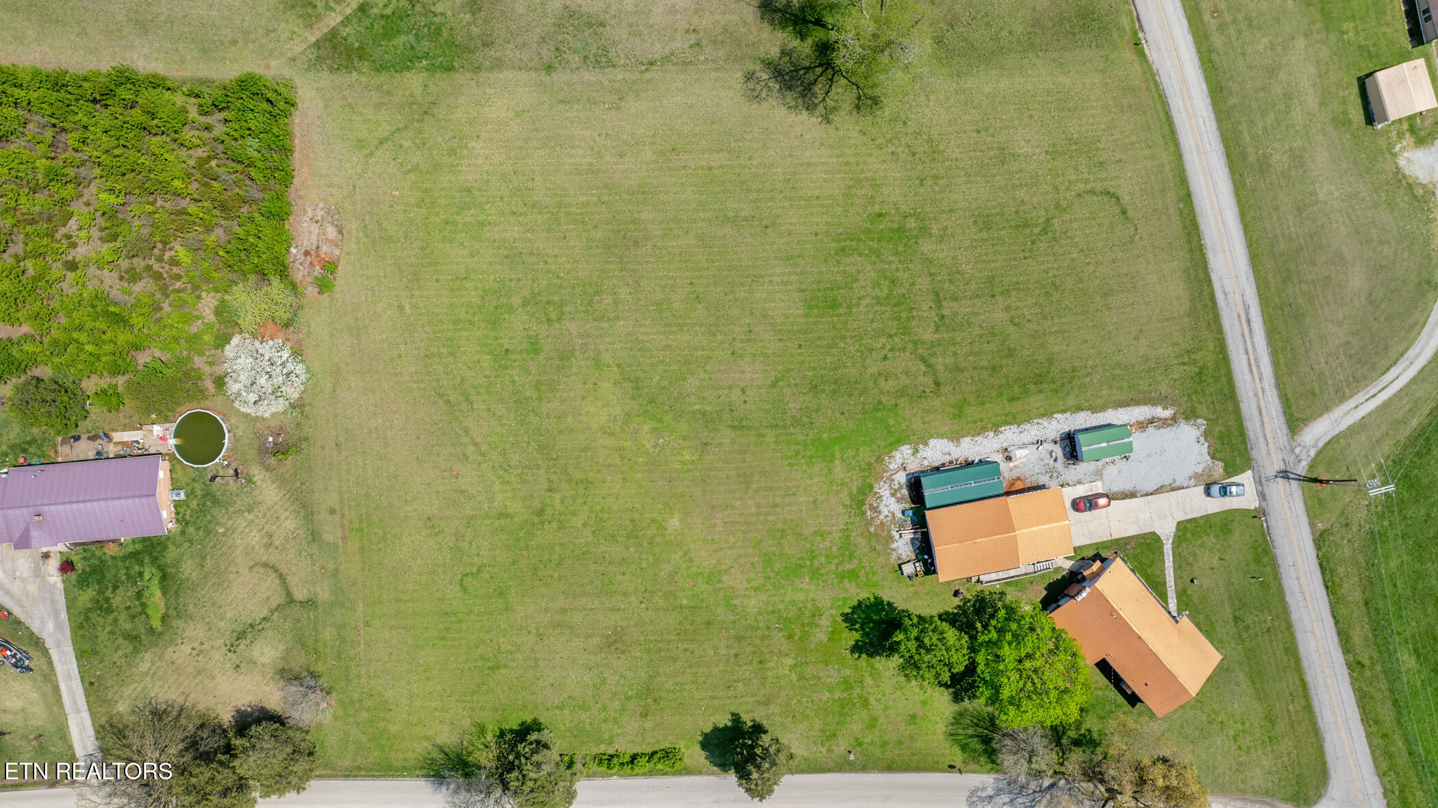 Swan Pond Circle Road