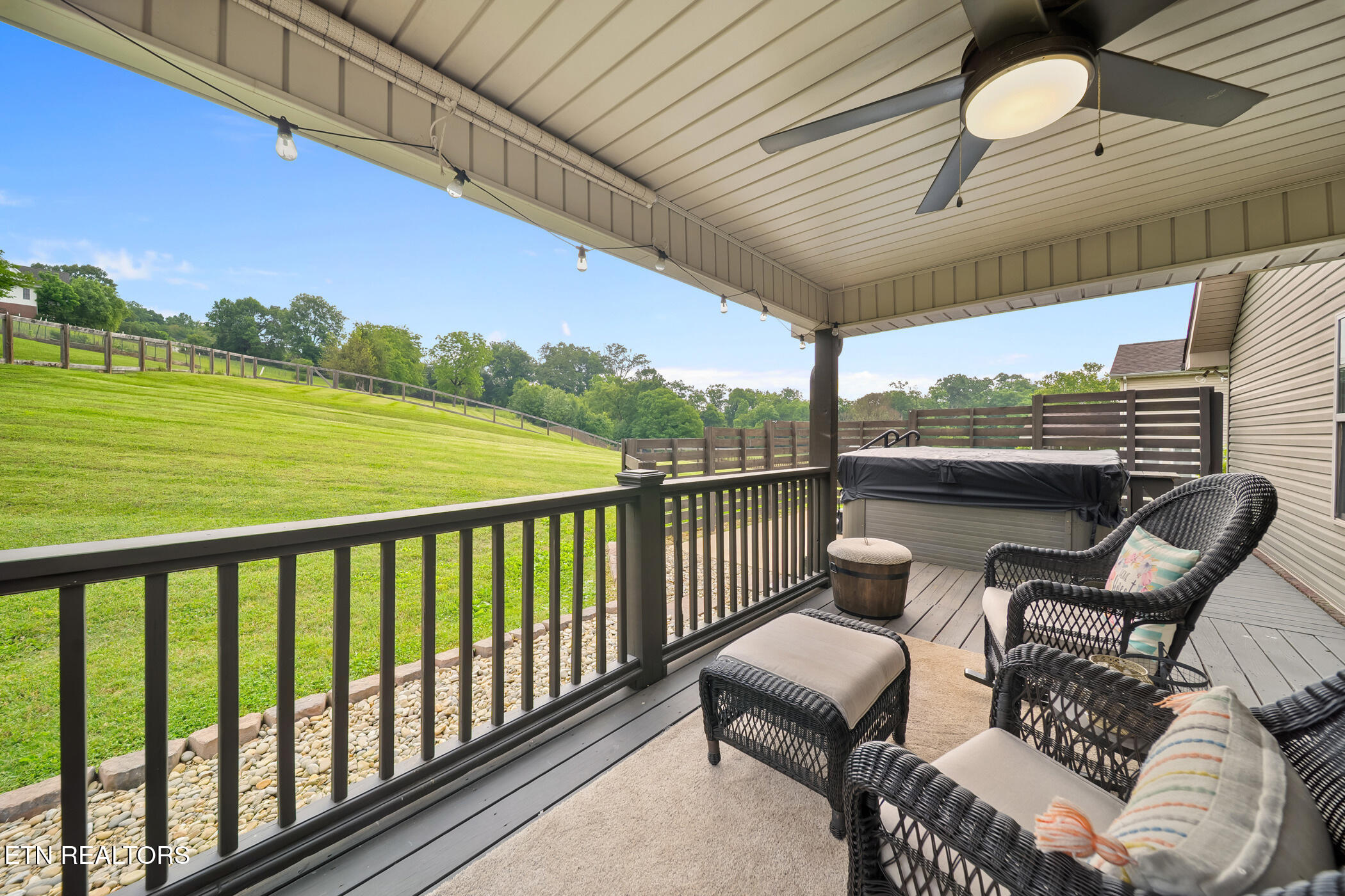 8012 Campbells Point Rd