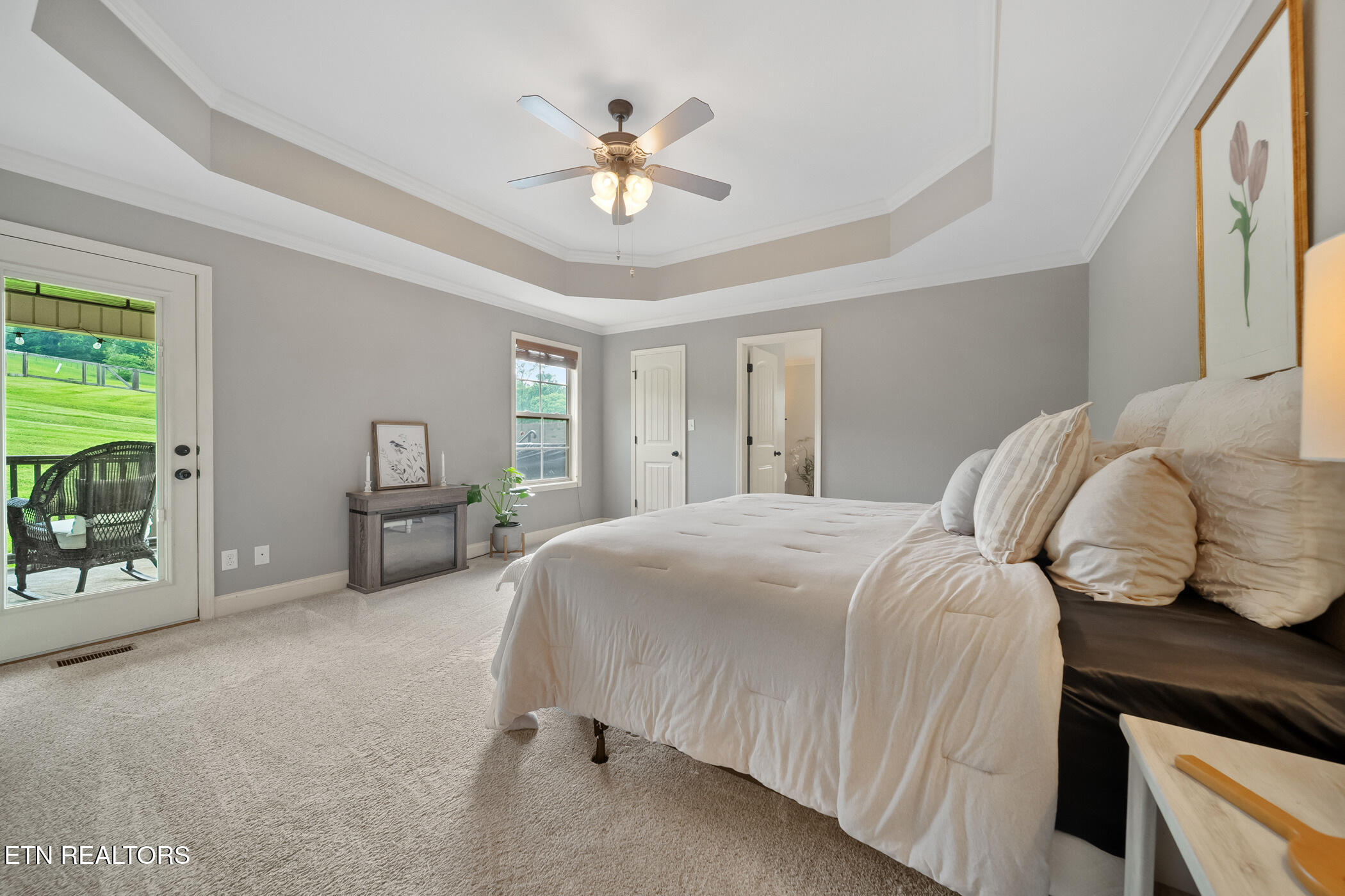 8012 Campbells Point Rd