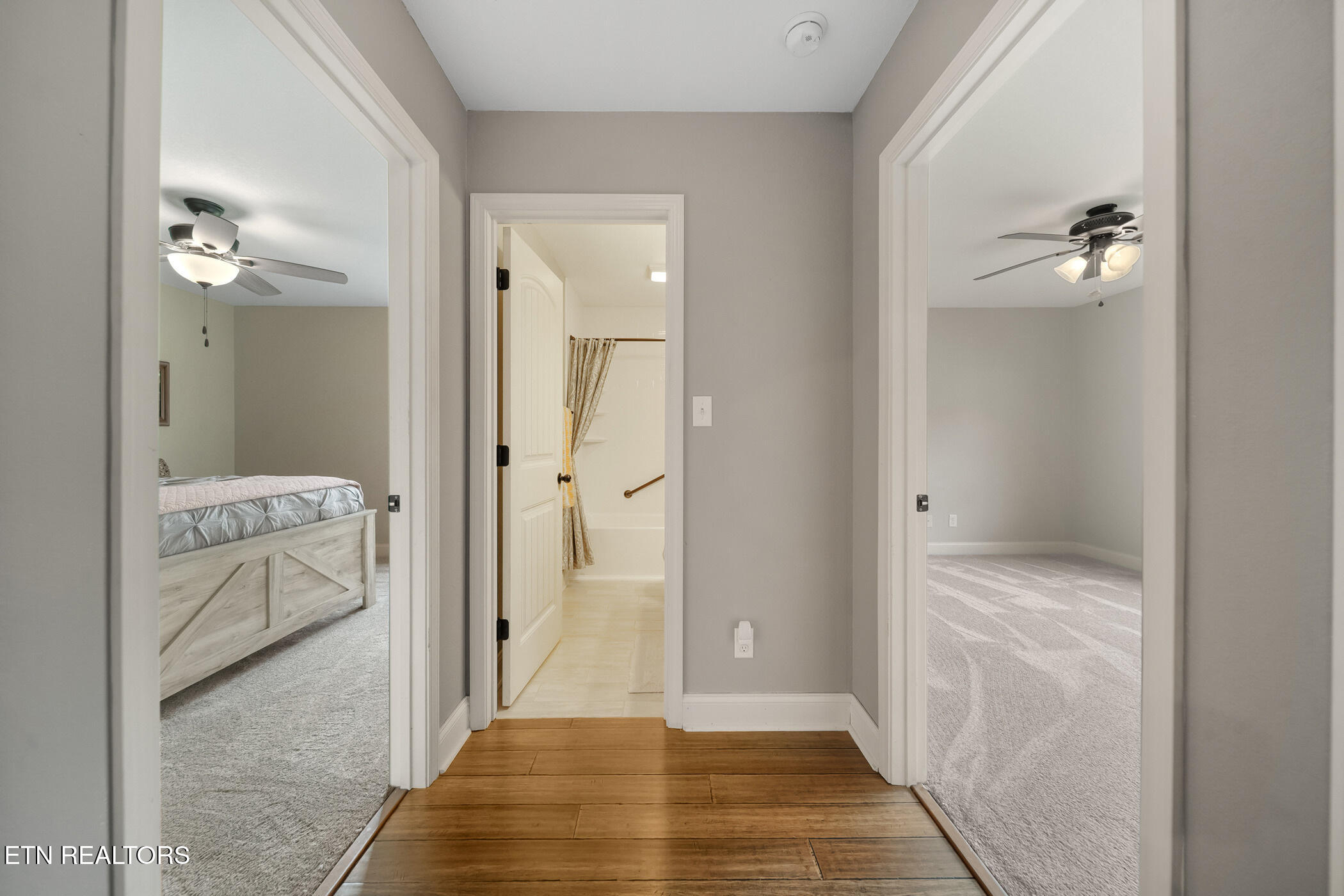 8012 Campbells Point Rd