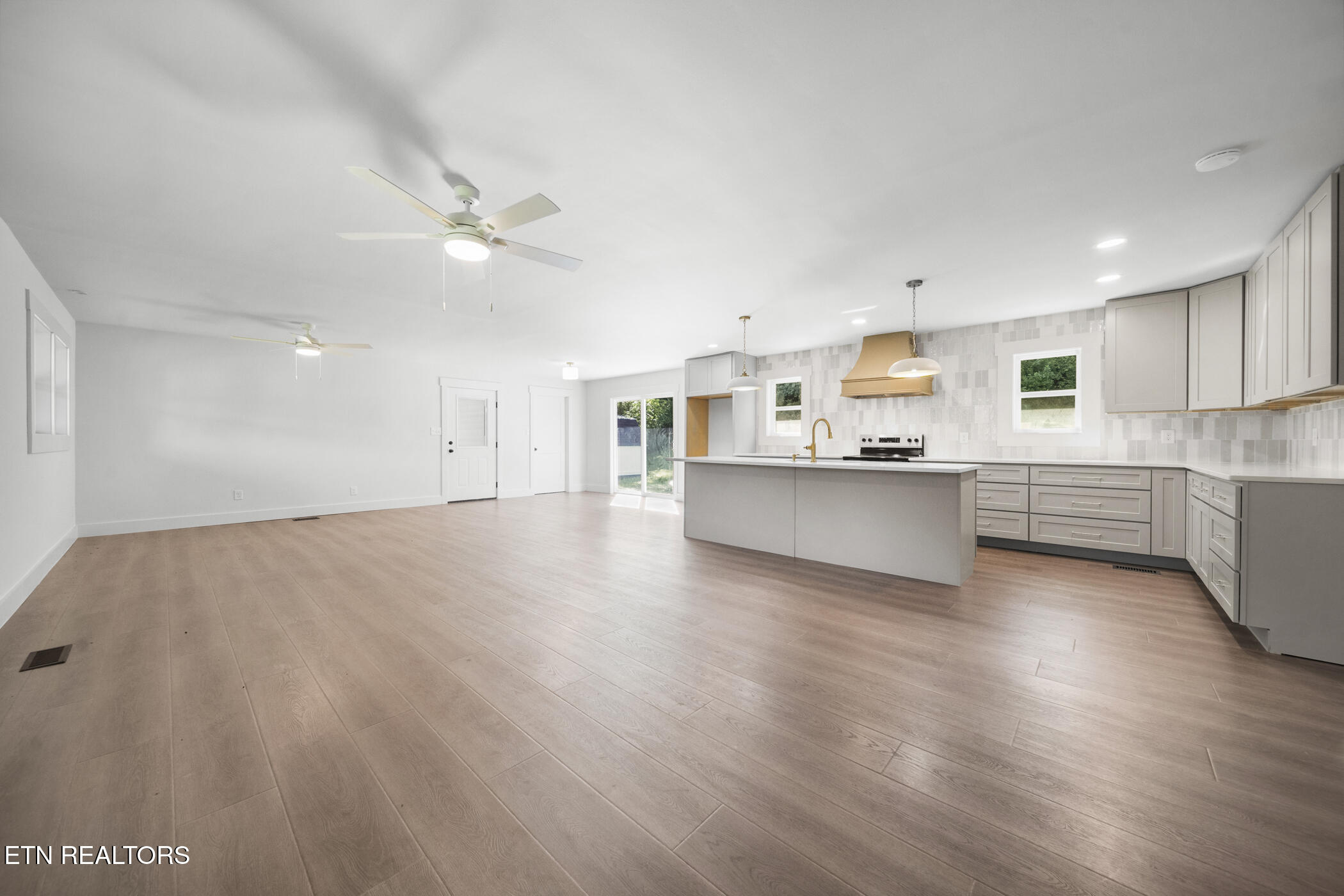 11020 Hughlan Drive