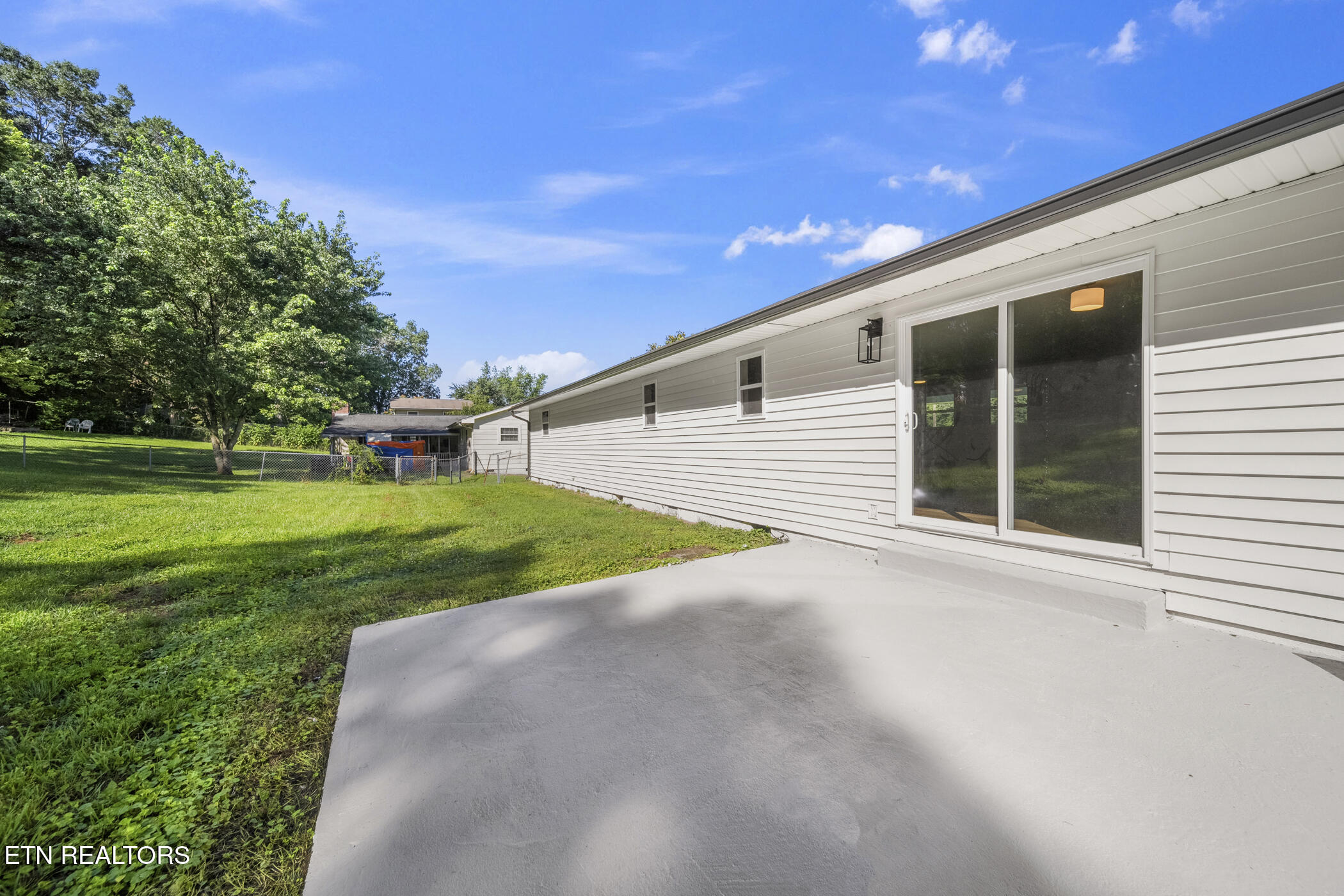 11020 Hughlan Drive