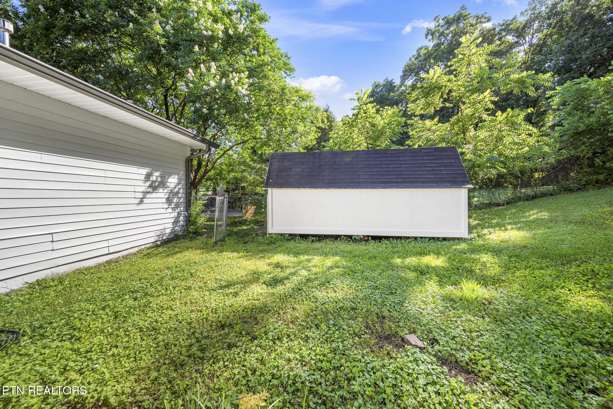 11020 Hughlan Drive