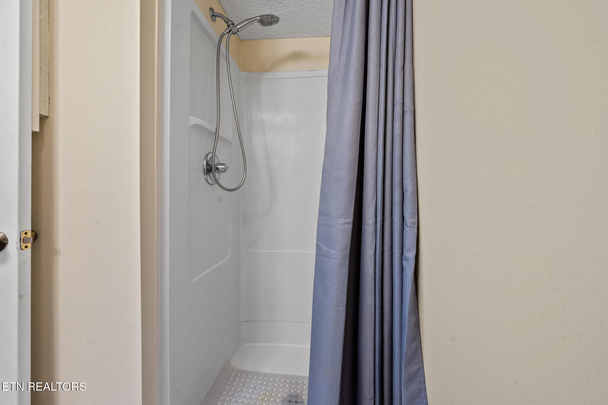 1380 Ski View Dr Off Drive, 2103