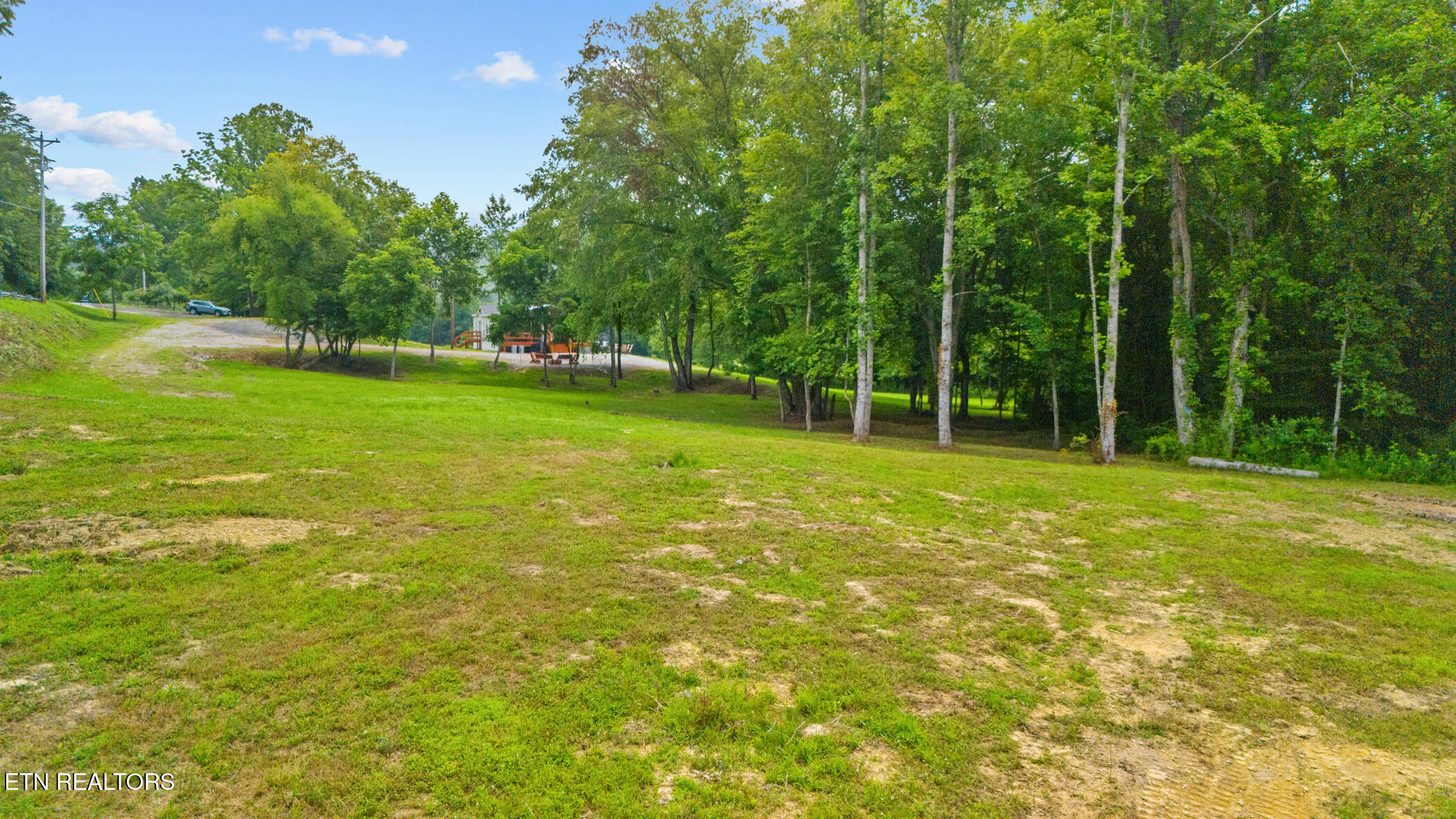 3329 Stinking Creek Rd