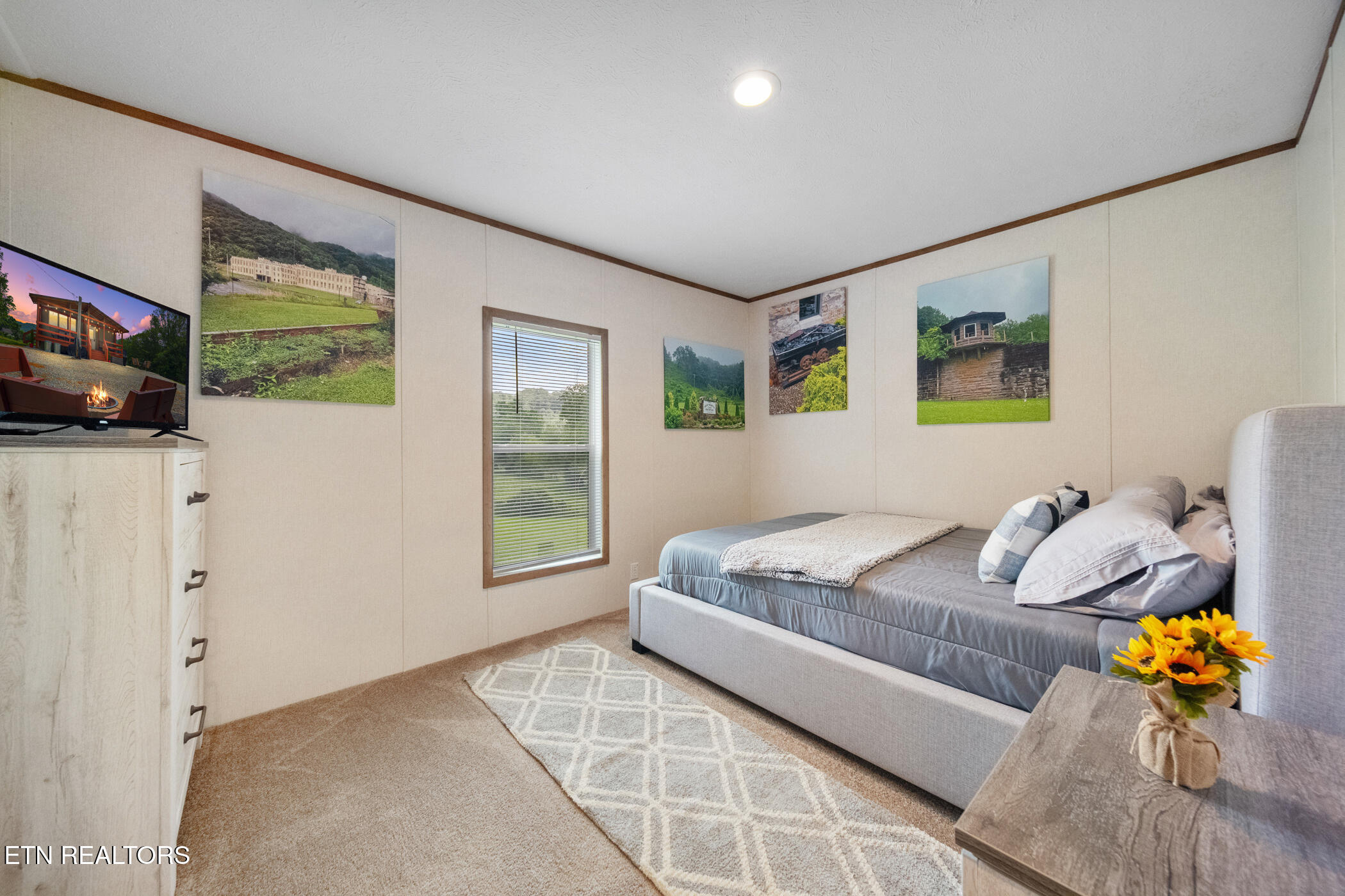 3329 Stinking Creek Rd