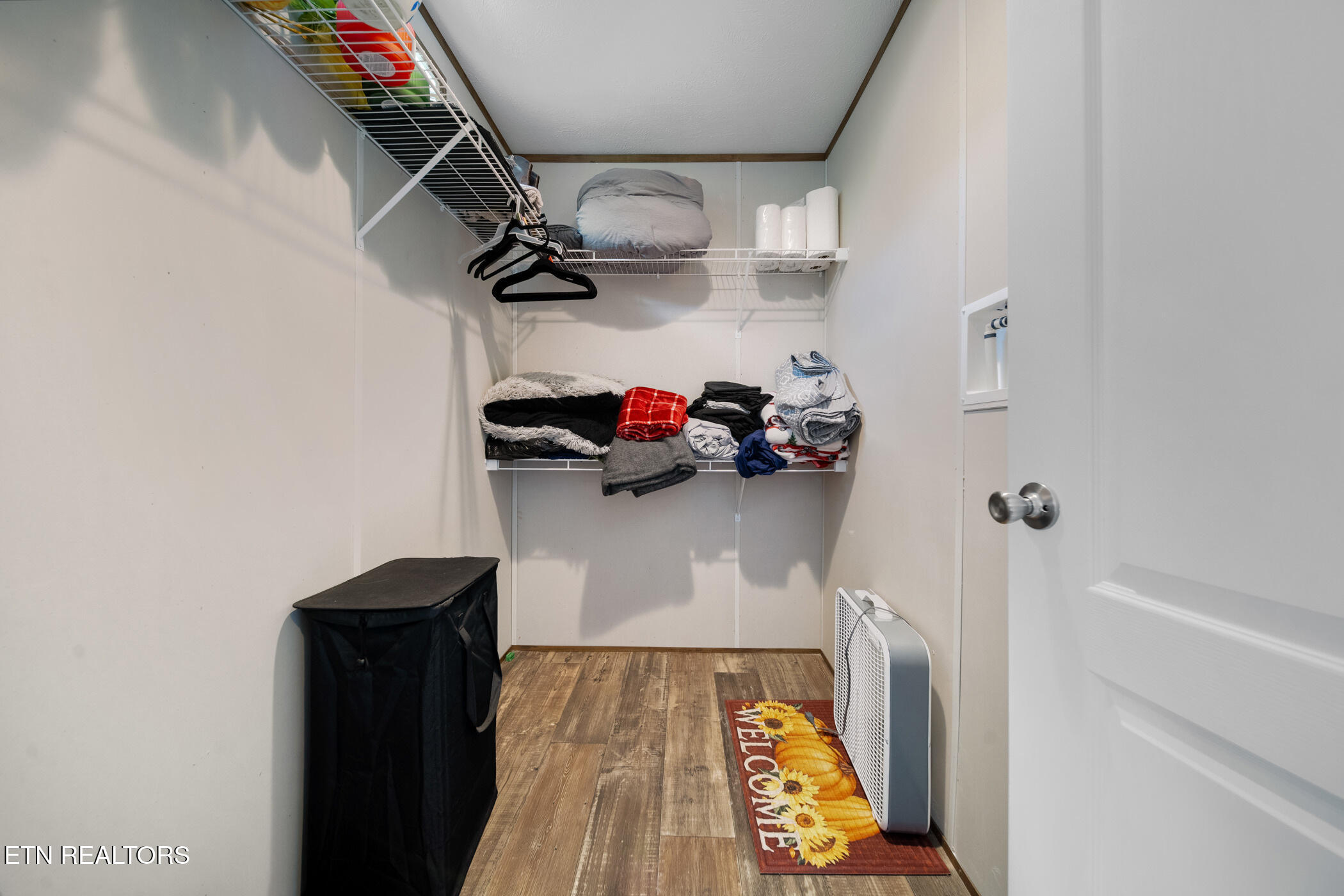 3329 Stinking Creek Rd