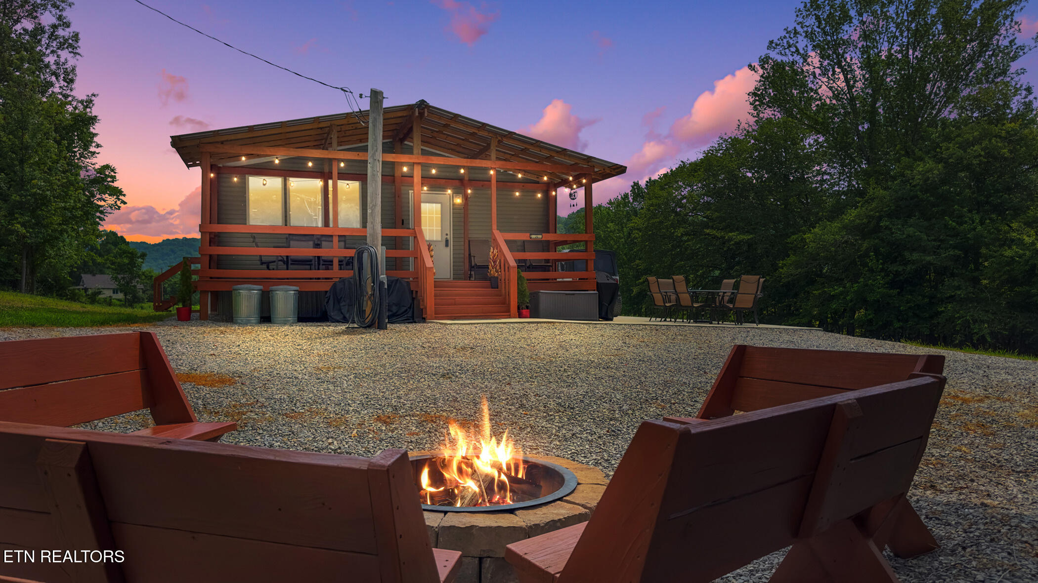 3329 Stinking Creek Rd