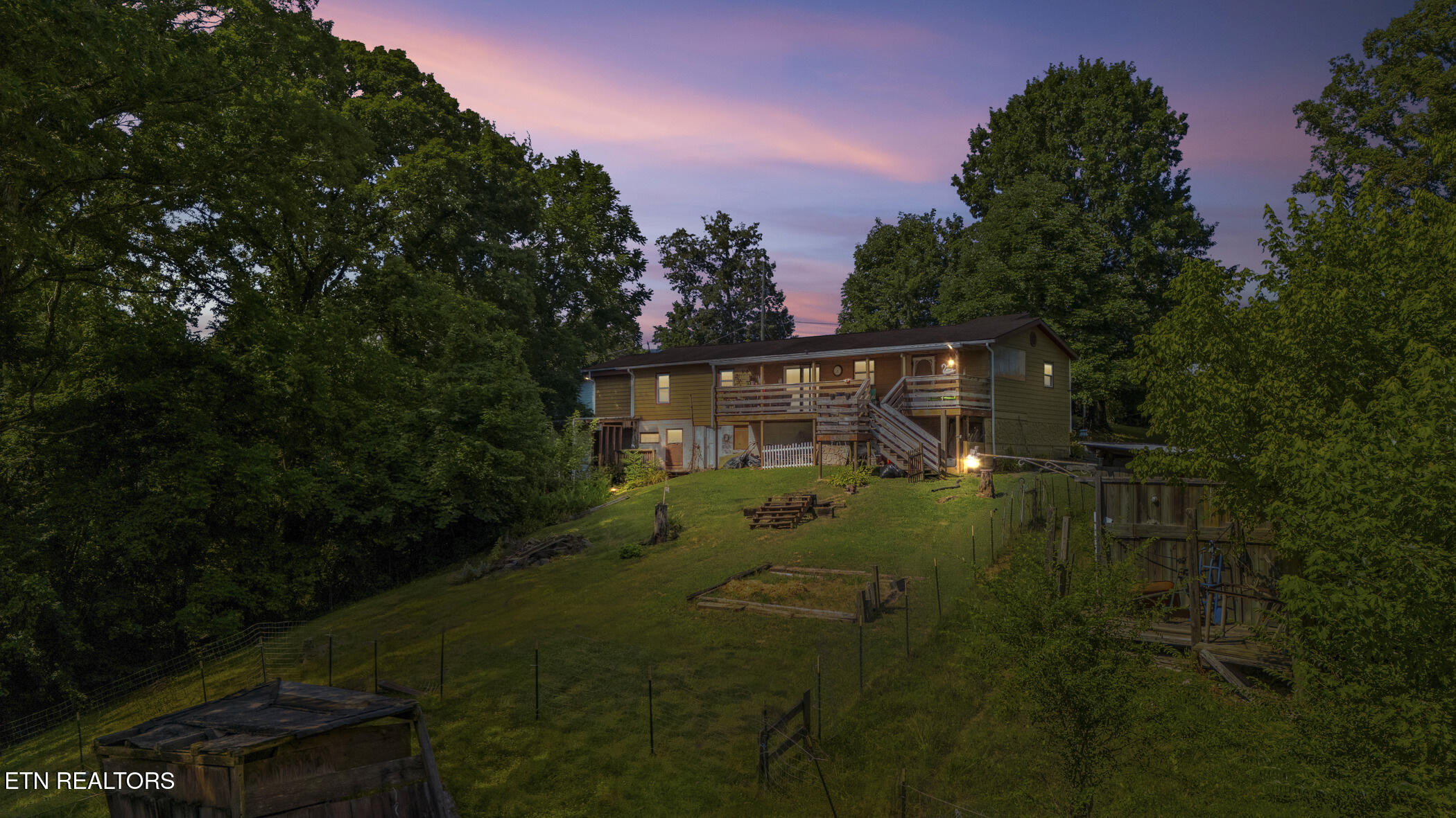 4880 Shell Lane