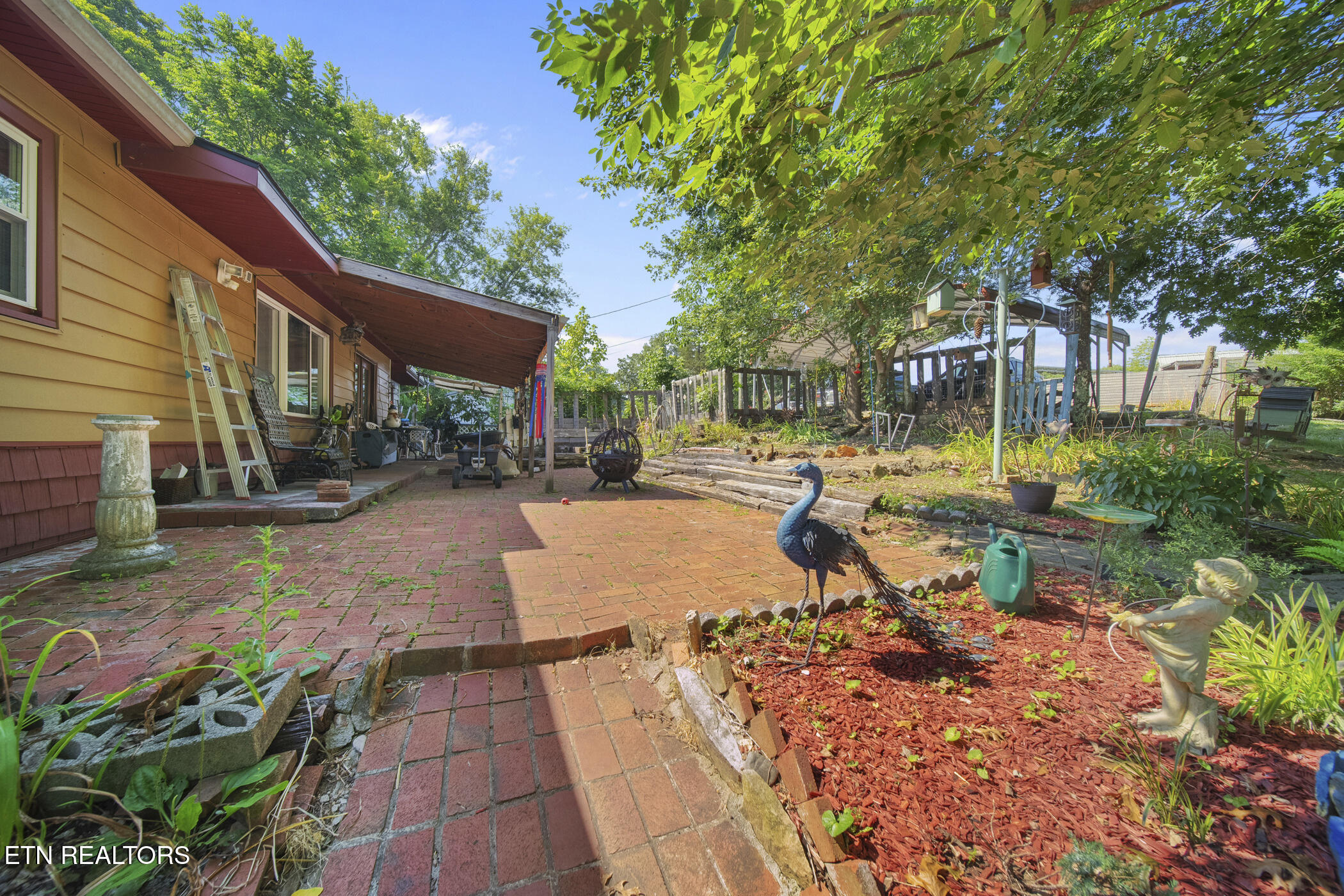 4880 Shell Lane