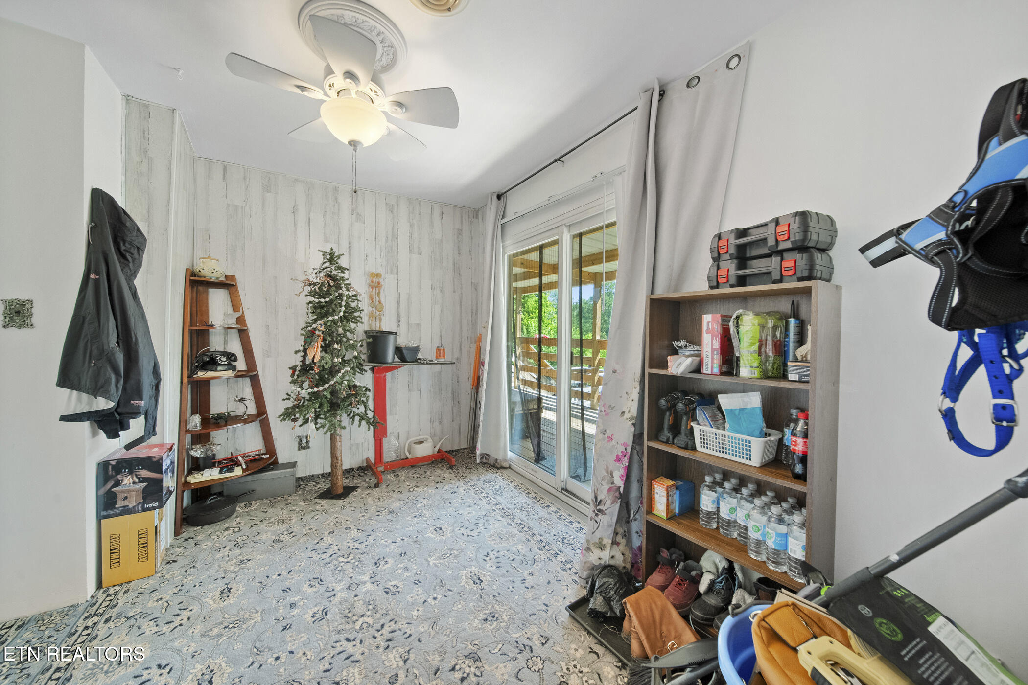 4880 Shell Lane