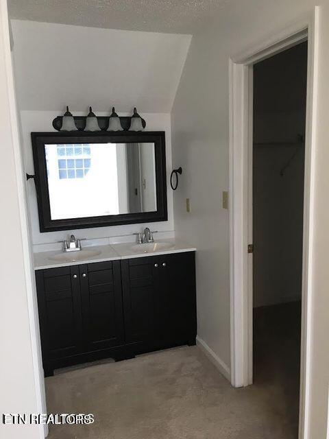 2032 Silverbrook Drive