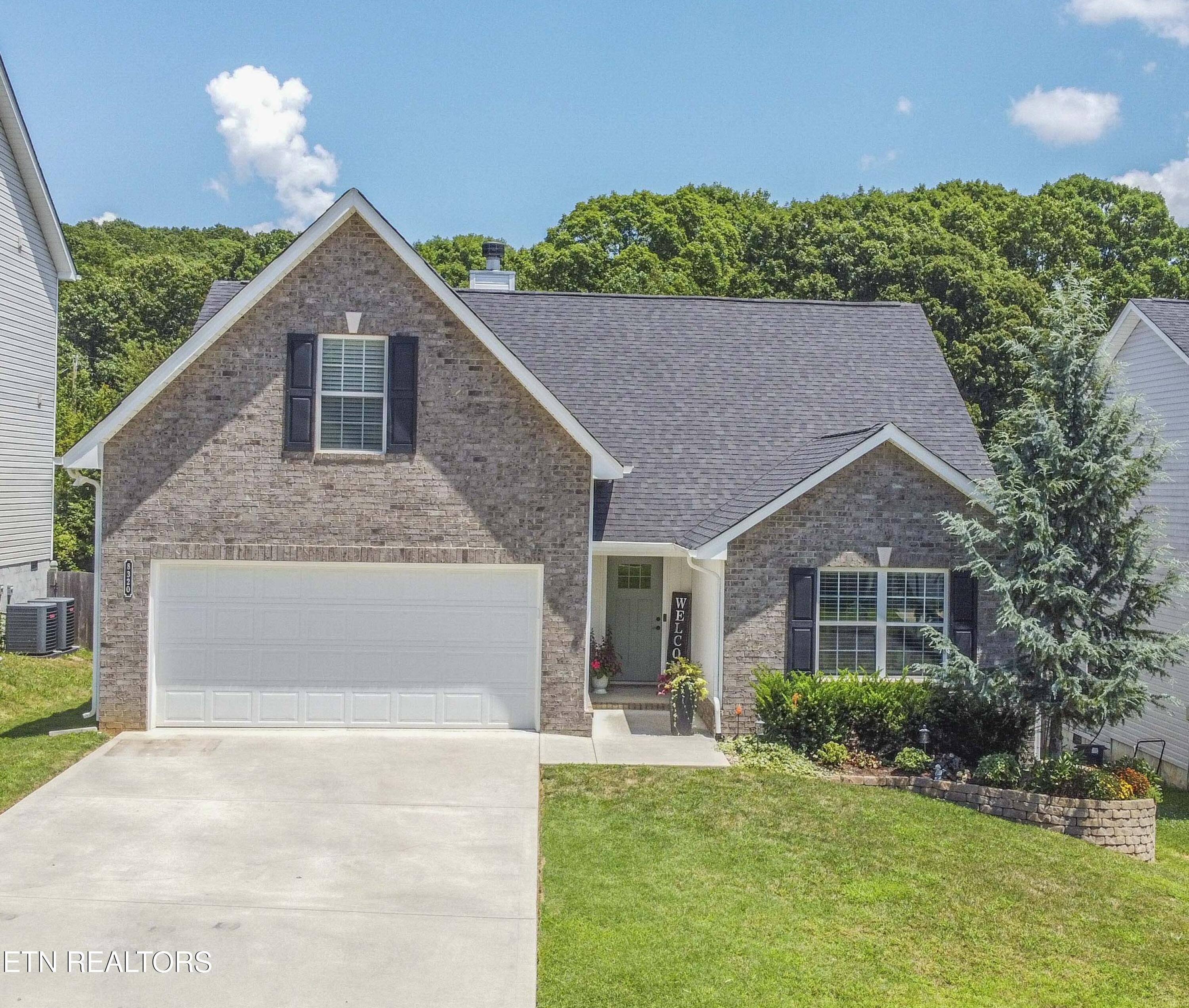 8320 Day Valley Rd