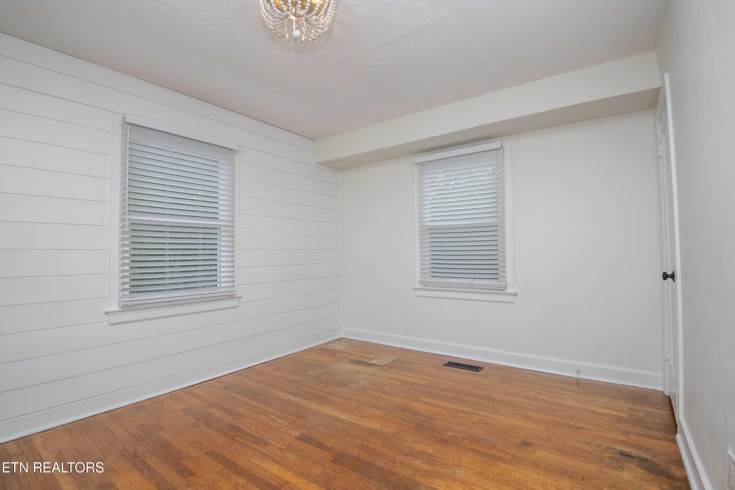 310 Canterbury Drive