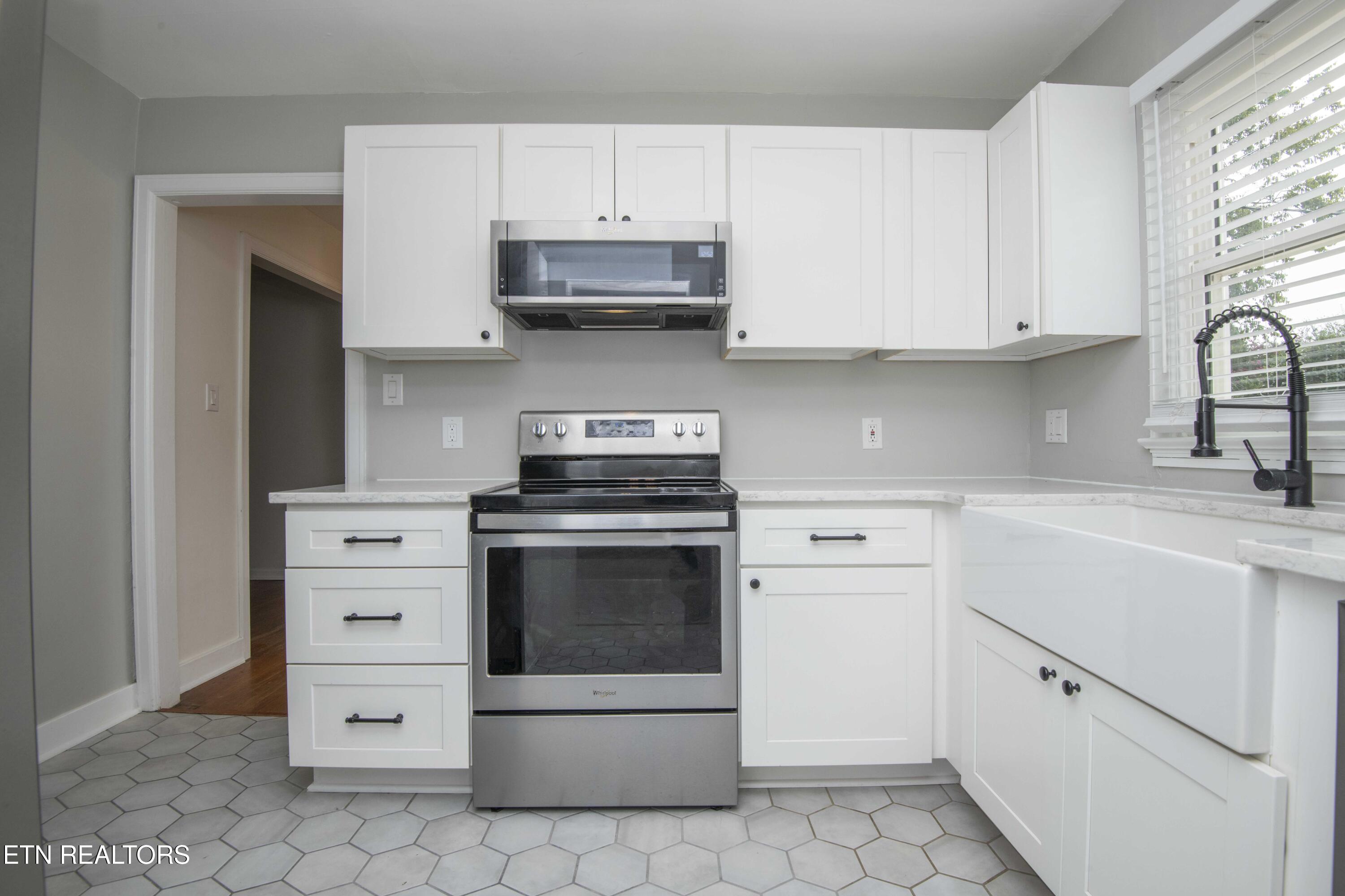 310 Canterbury Drive