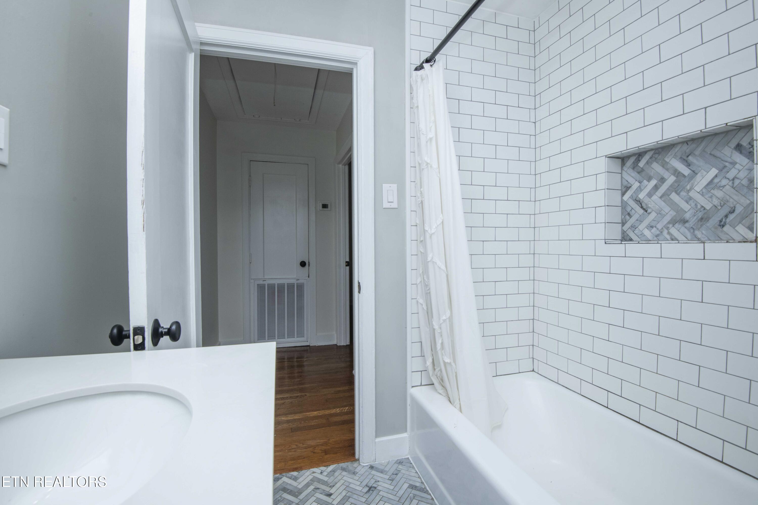 310 Canterbury Drive