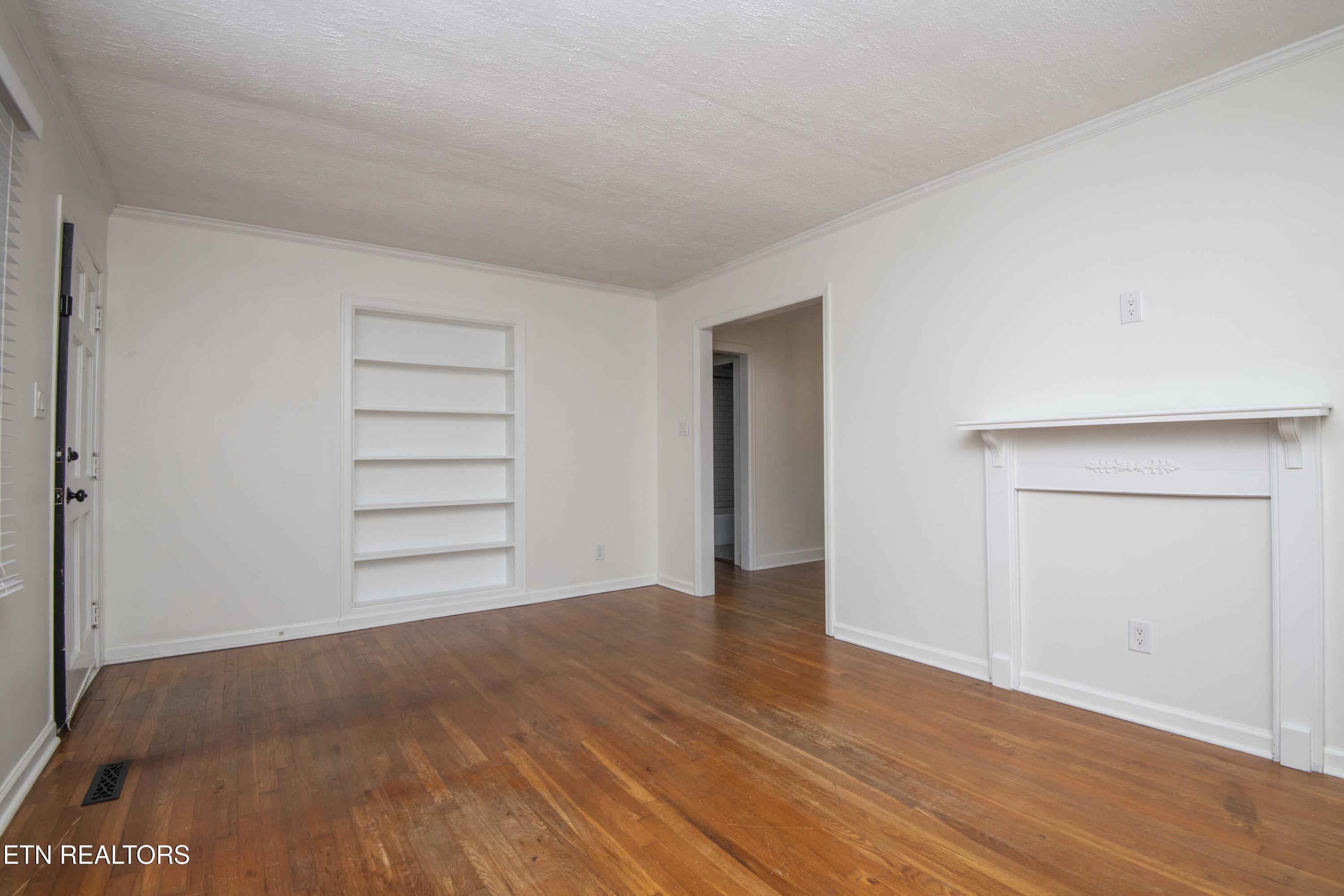 310 Canterbury Drive