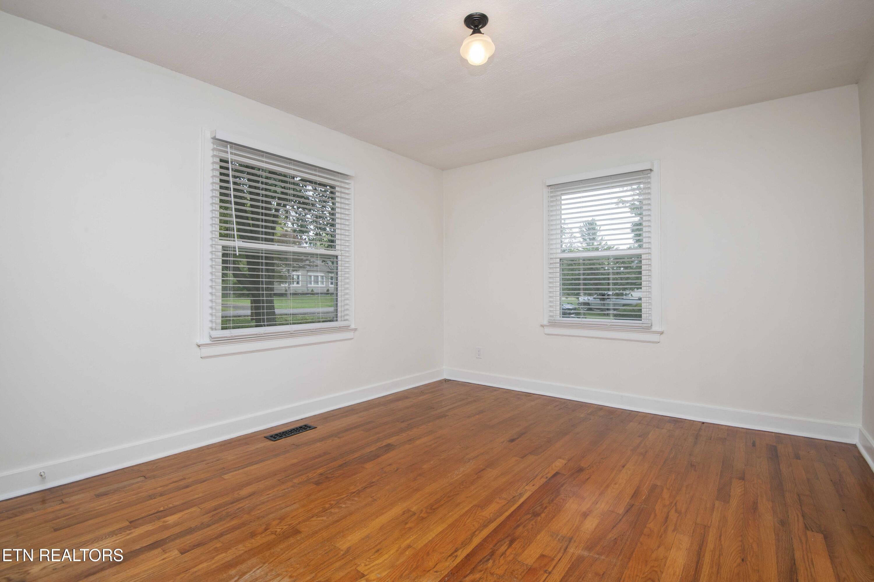 310 Canterbury Drive