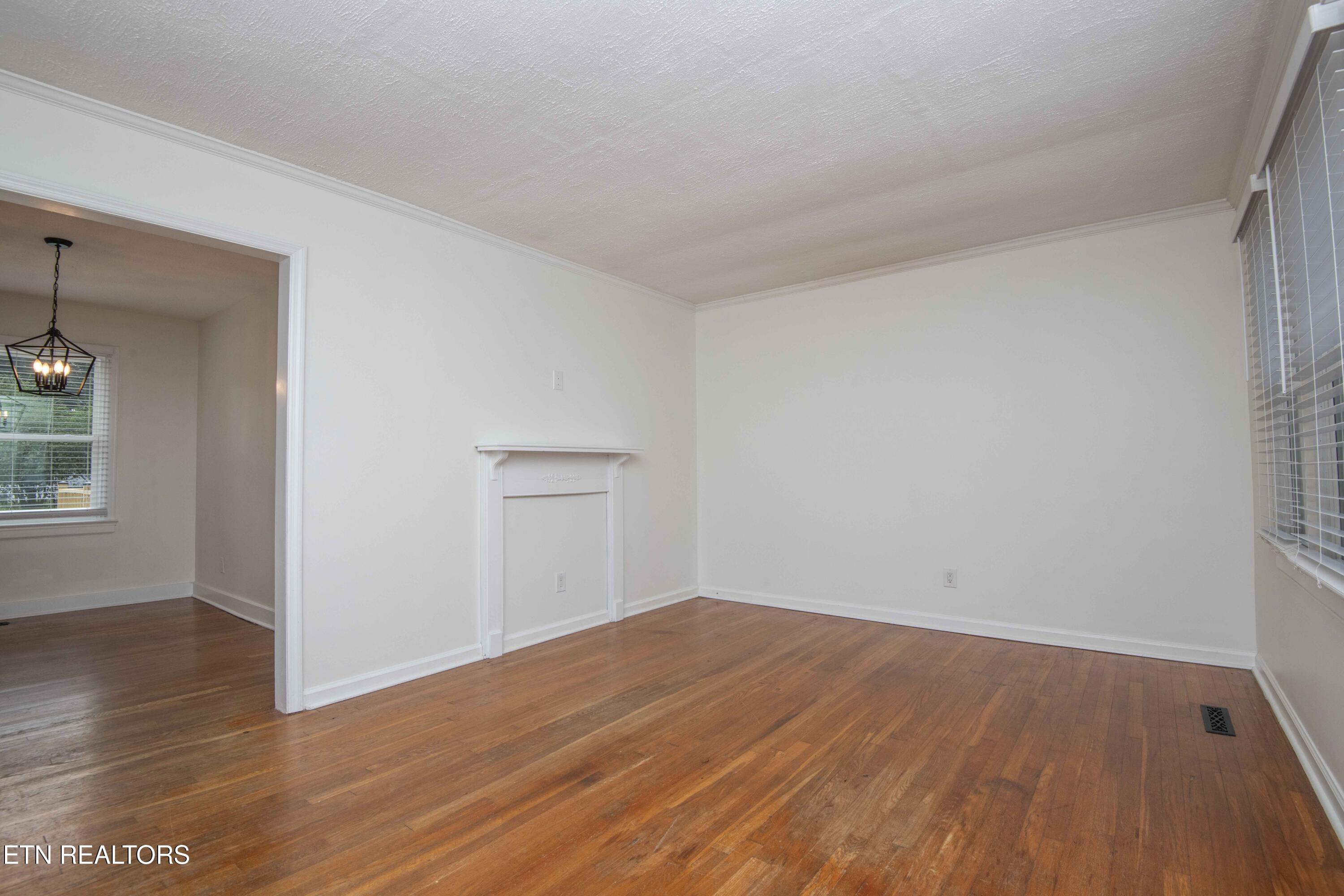 310 Canterbury Drive