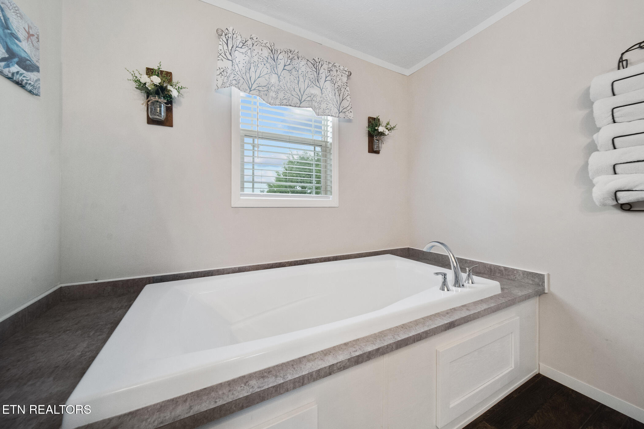 1185 Chestnut Grove Rd