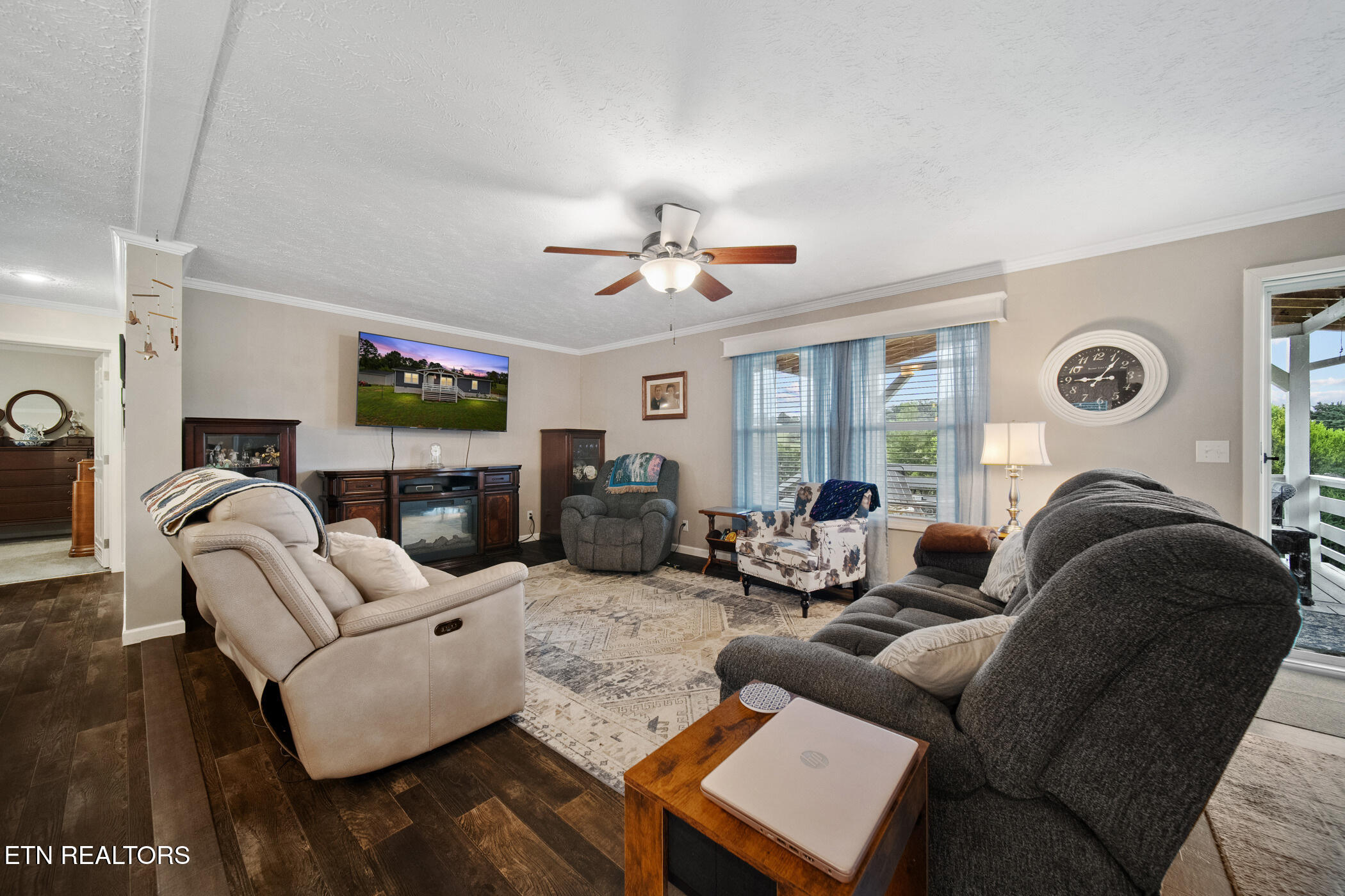 1185 Chestnut Grove Rd