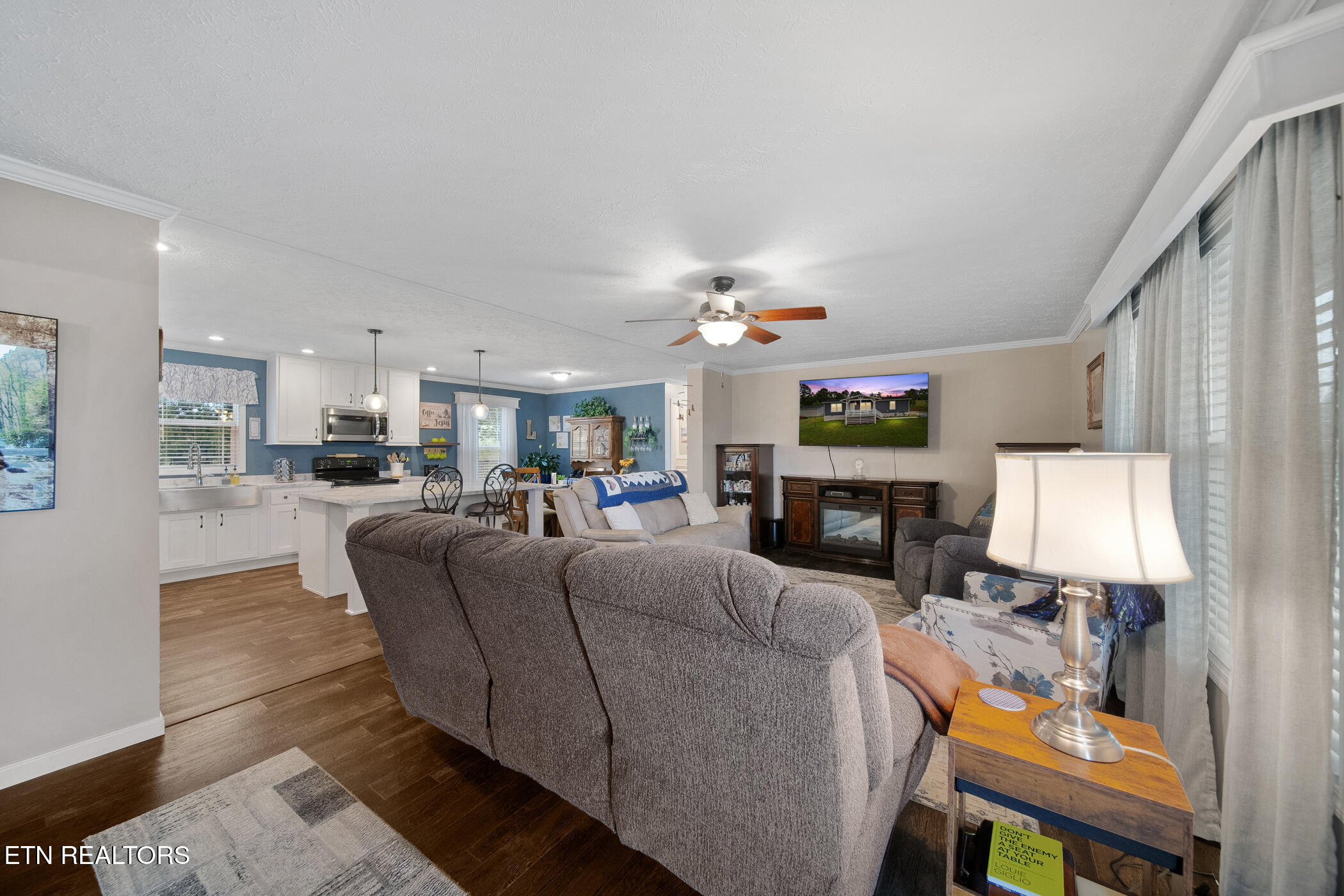 1185 Chestnut Grove Rd